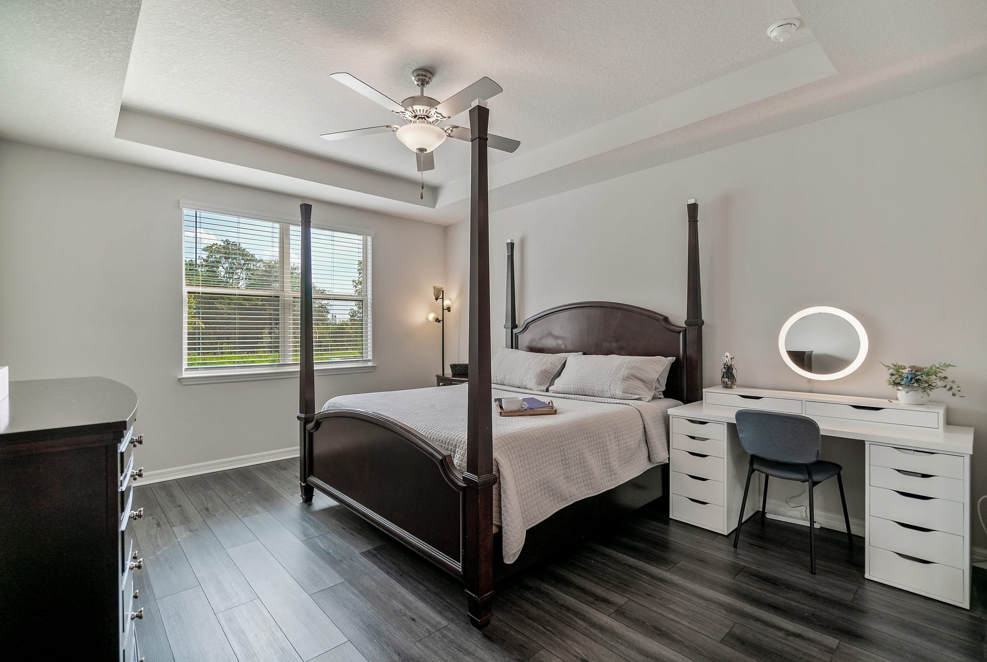 7604 POOL COMPASS LOOP 