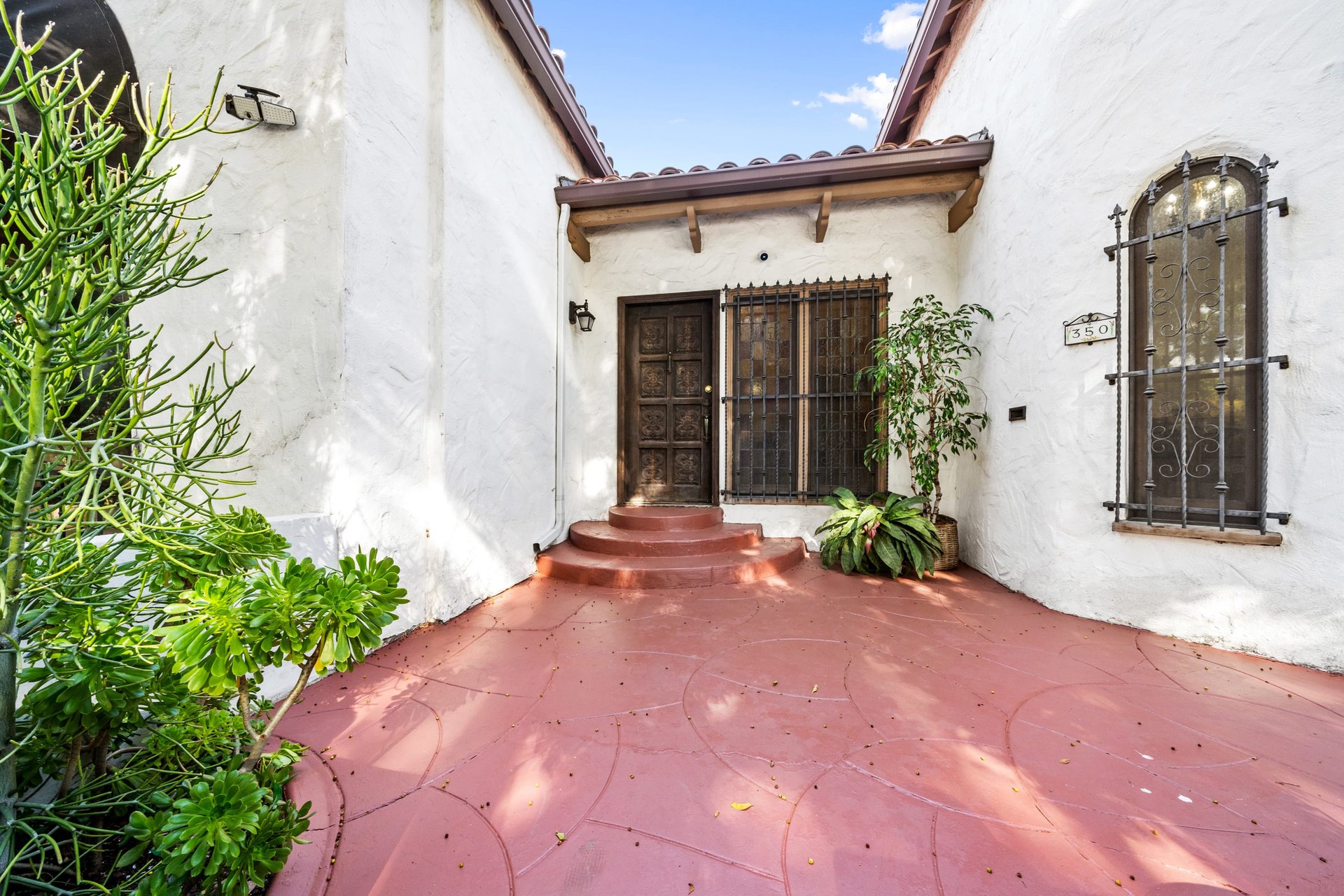 Opportunity Knocks in Prime Beverly Grove!