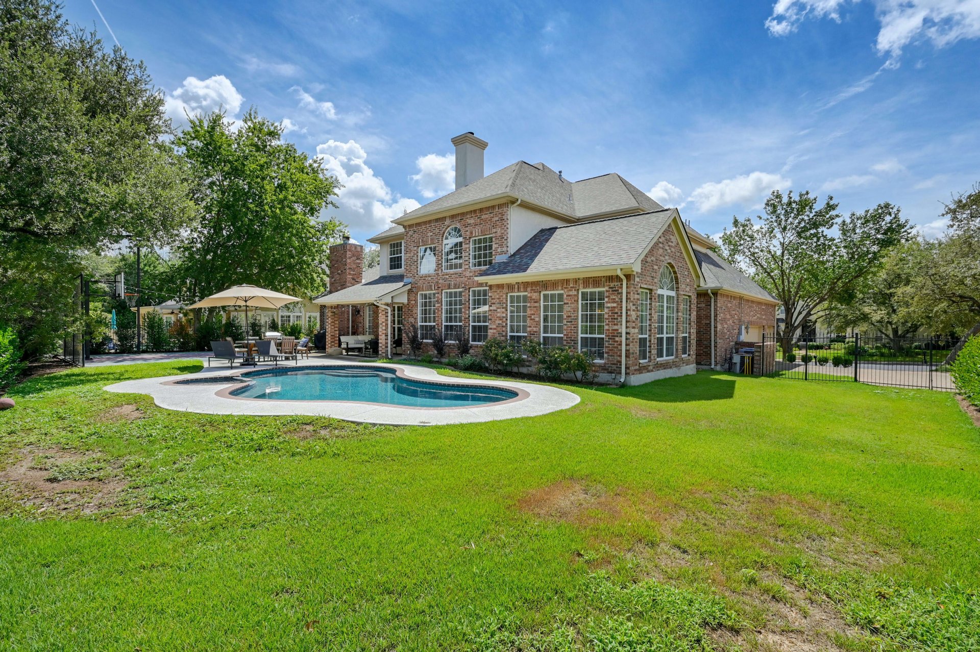 4317 Rio Robles Drive