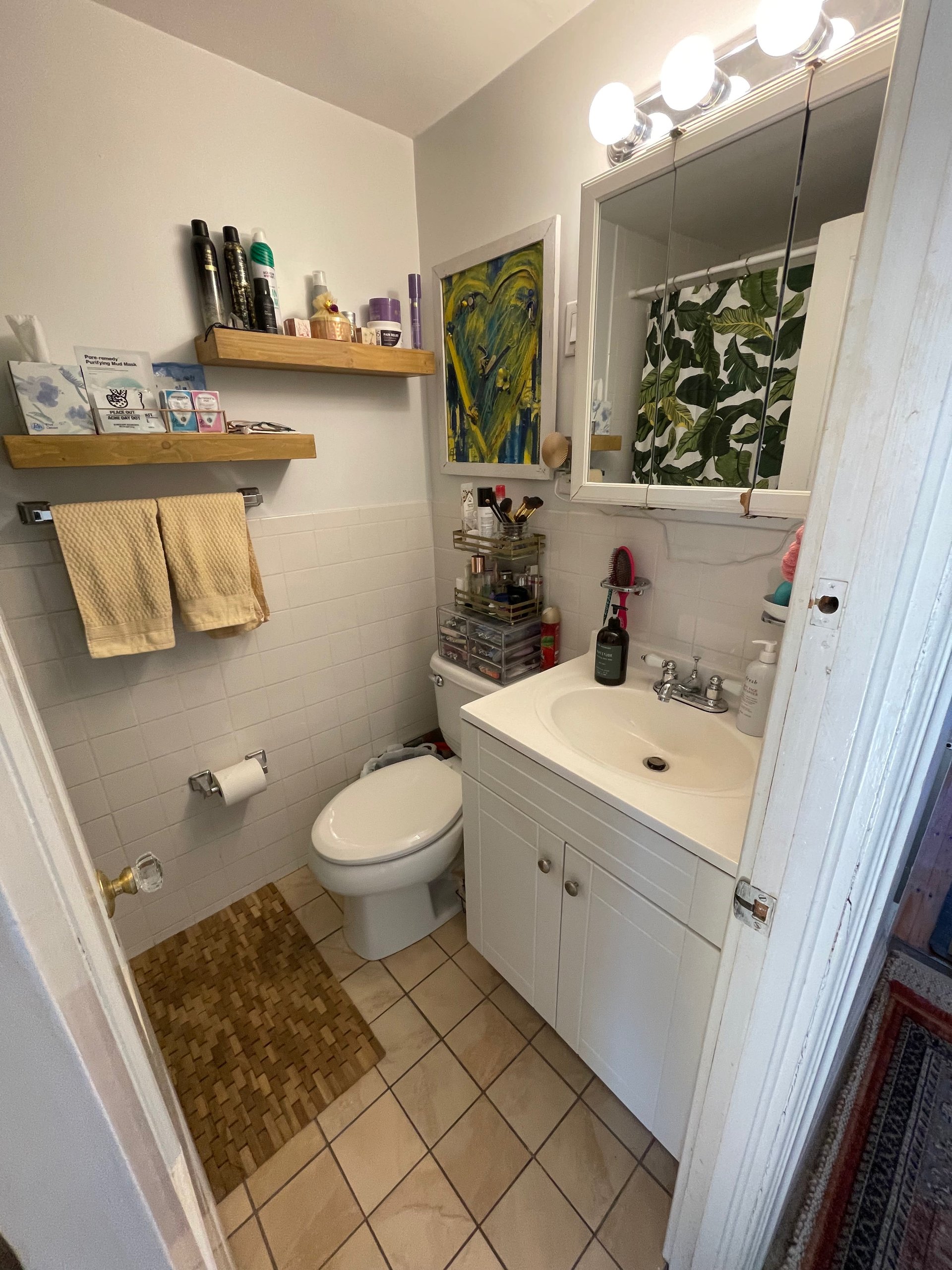 Appleton Street One Bed - Heat and Hot Water Included! available APRIL! Pets Negotiable! 