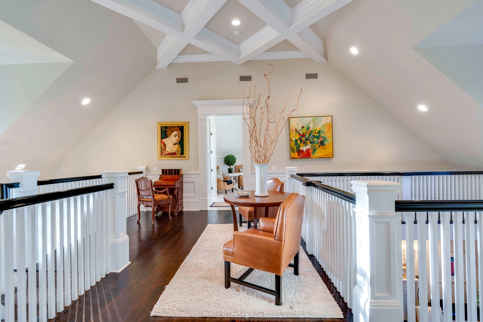Furnished Designer Luxury Cottage in a Historic Waterfront Neighborhood