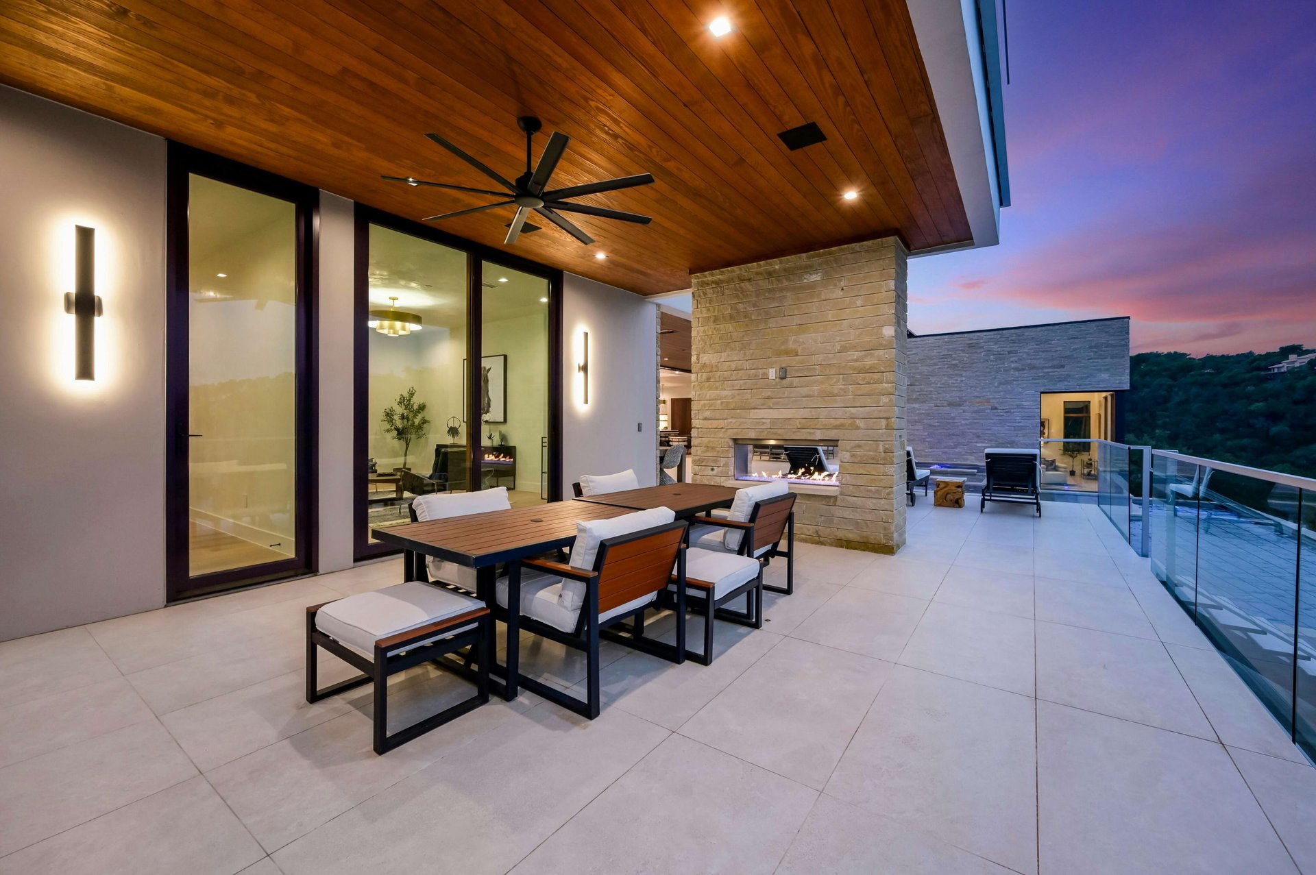 2 Valbella Drive