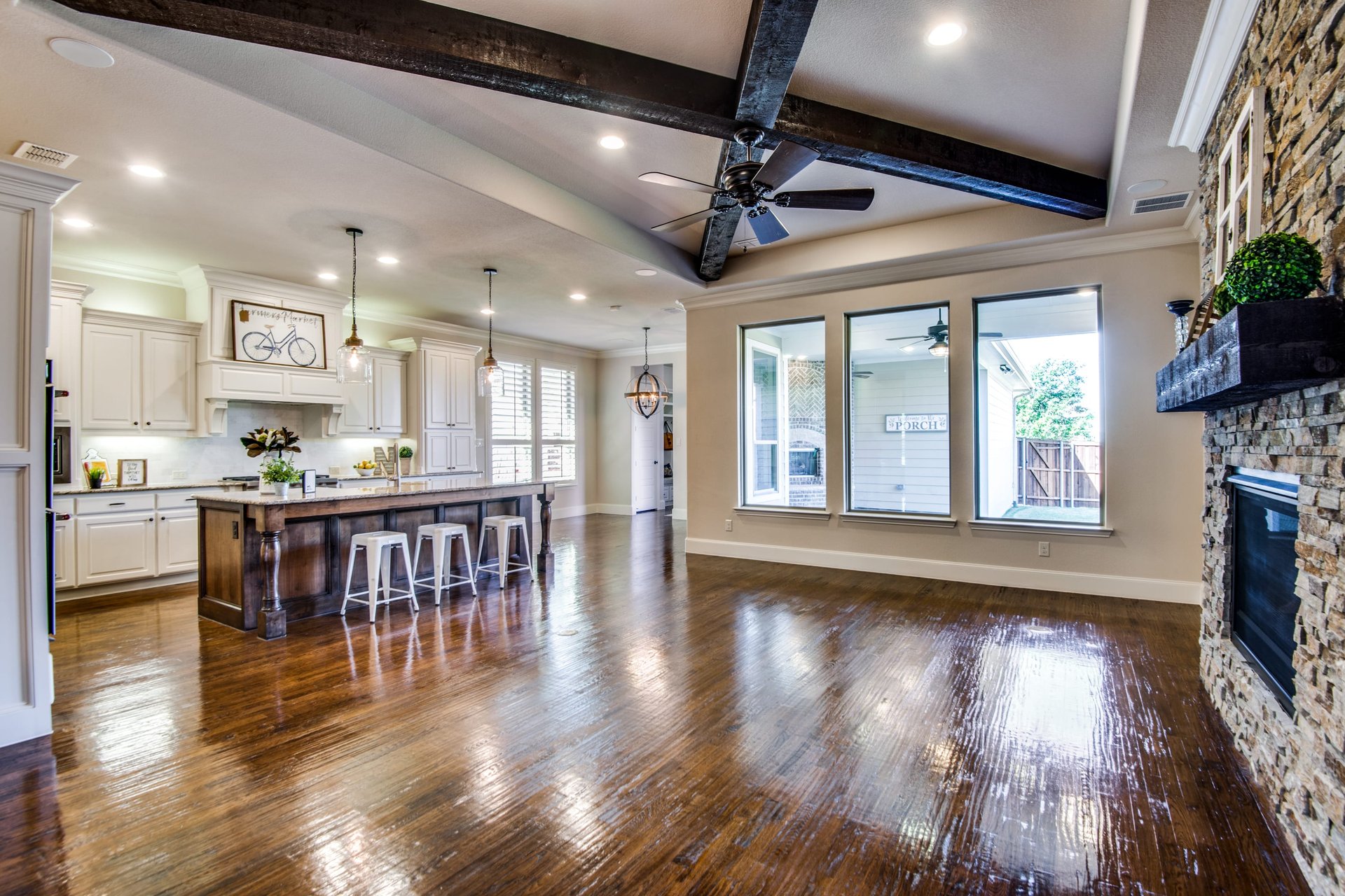 Modern Farmhouse Flair!