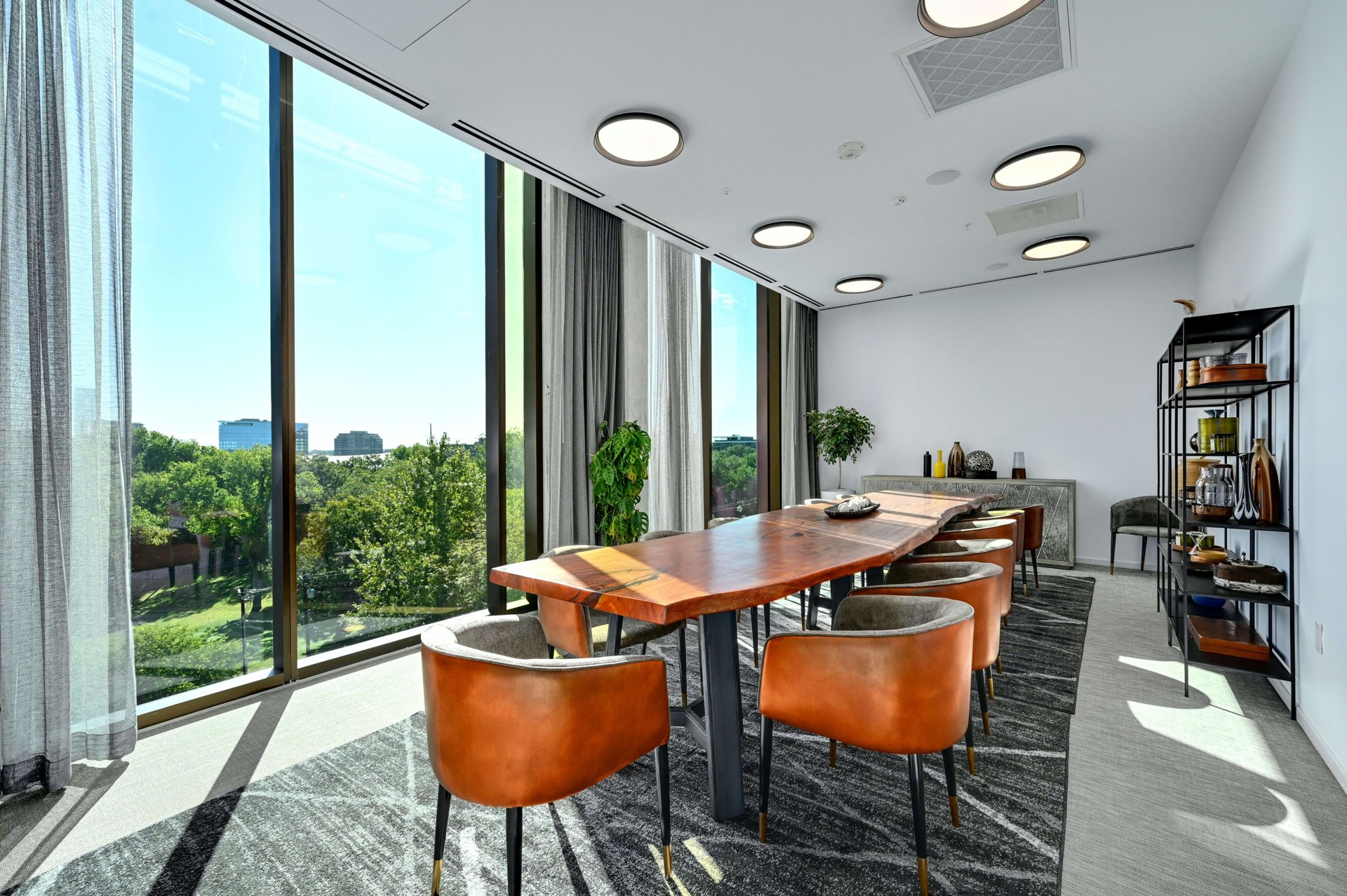 1211 W. Riverside Drive #3D