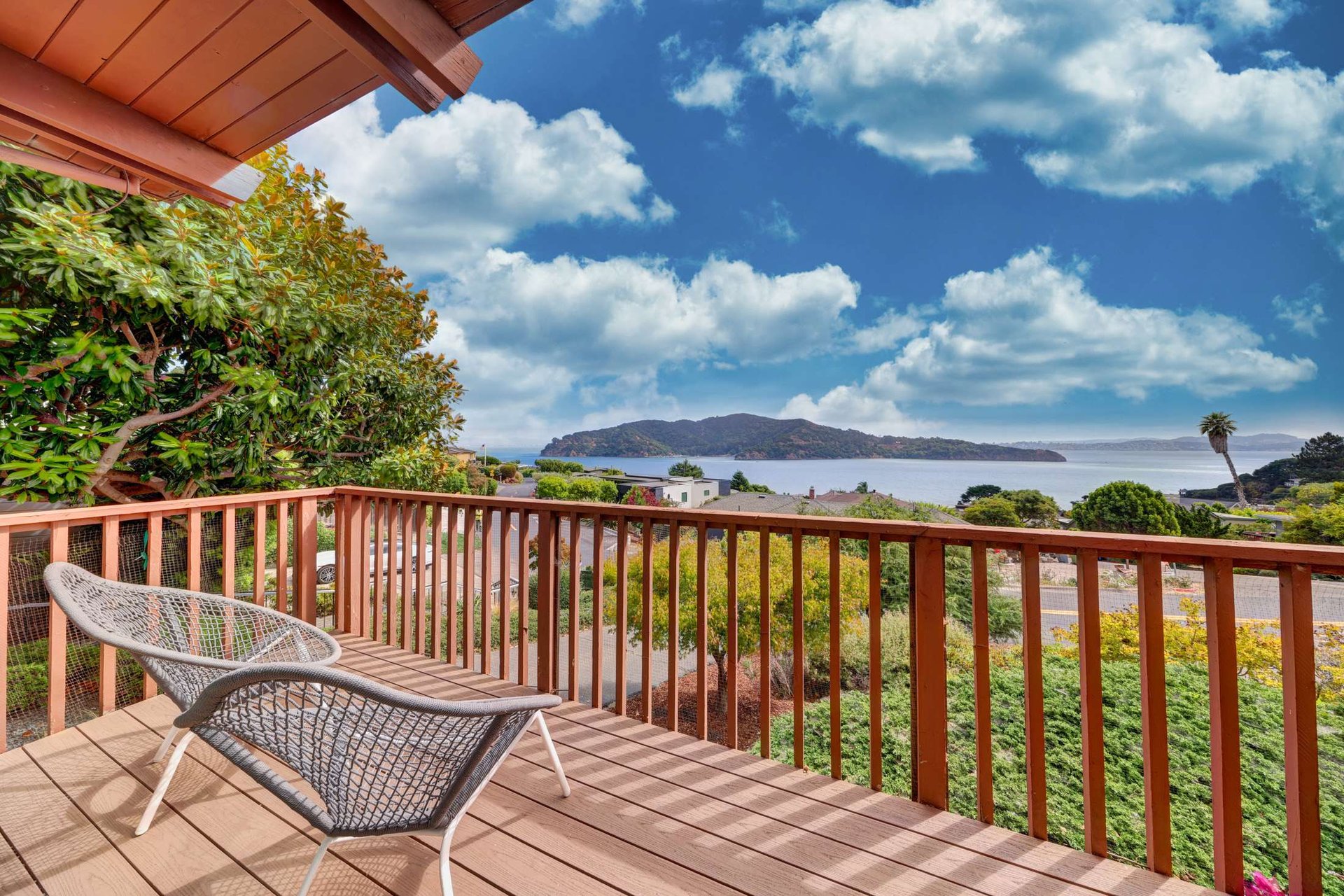 Old Town Tiburon Duplex with Sweeping Views