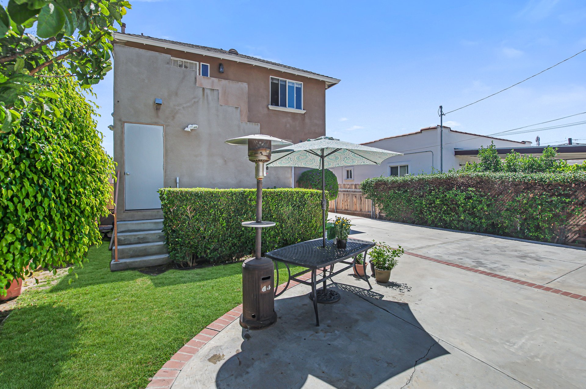 Turnkey Duplex in Longwood Highlands - Both Vacant!