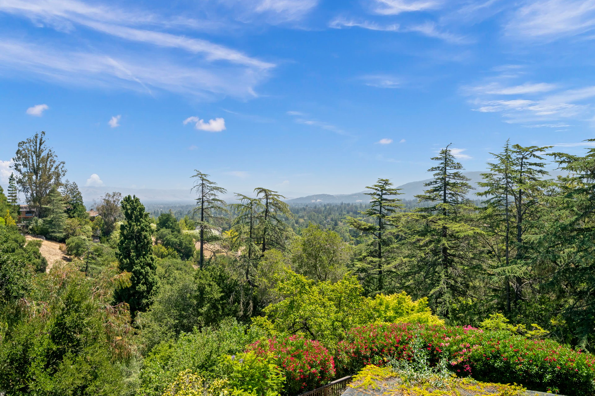 21100 Saratoga Hills Rd