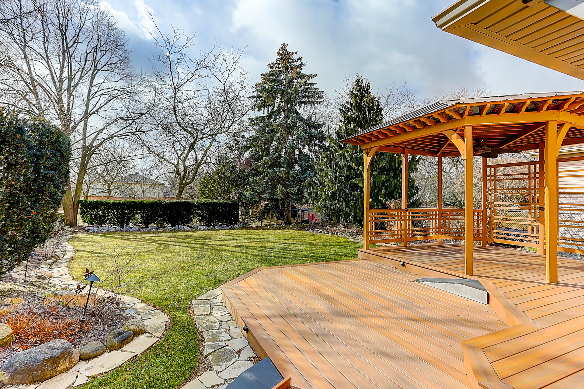 3158 Kilbride Cres
