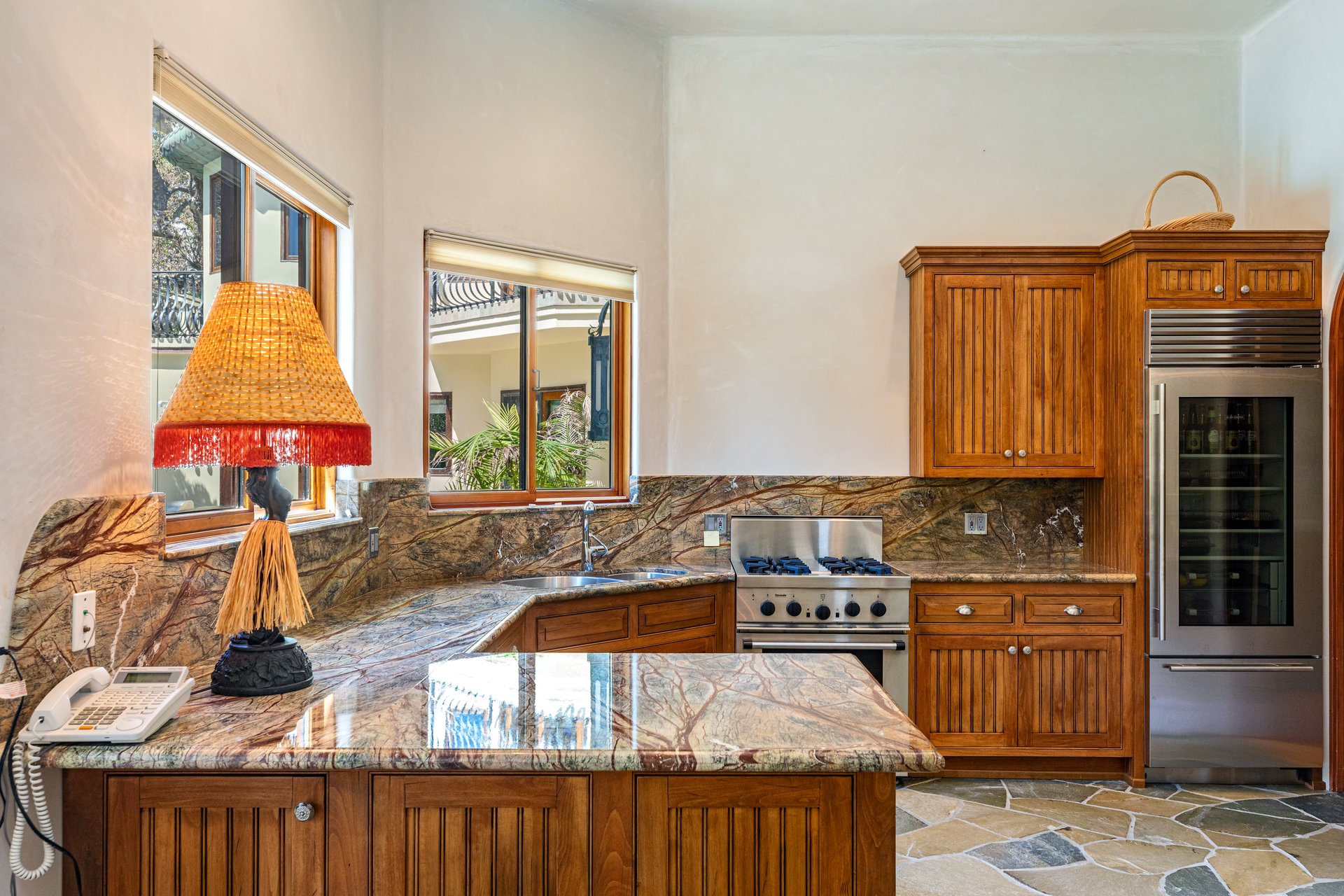 6405 Bonsall Dr