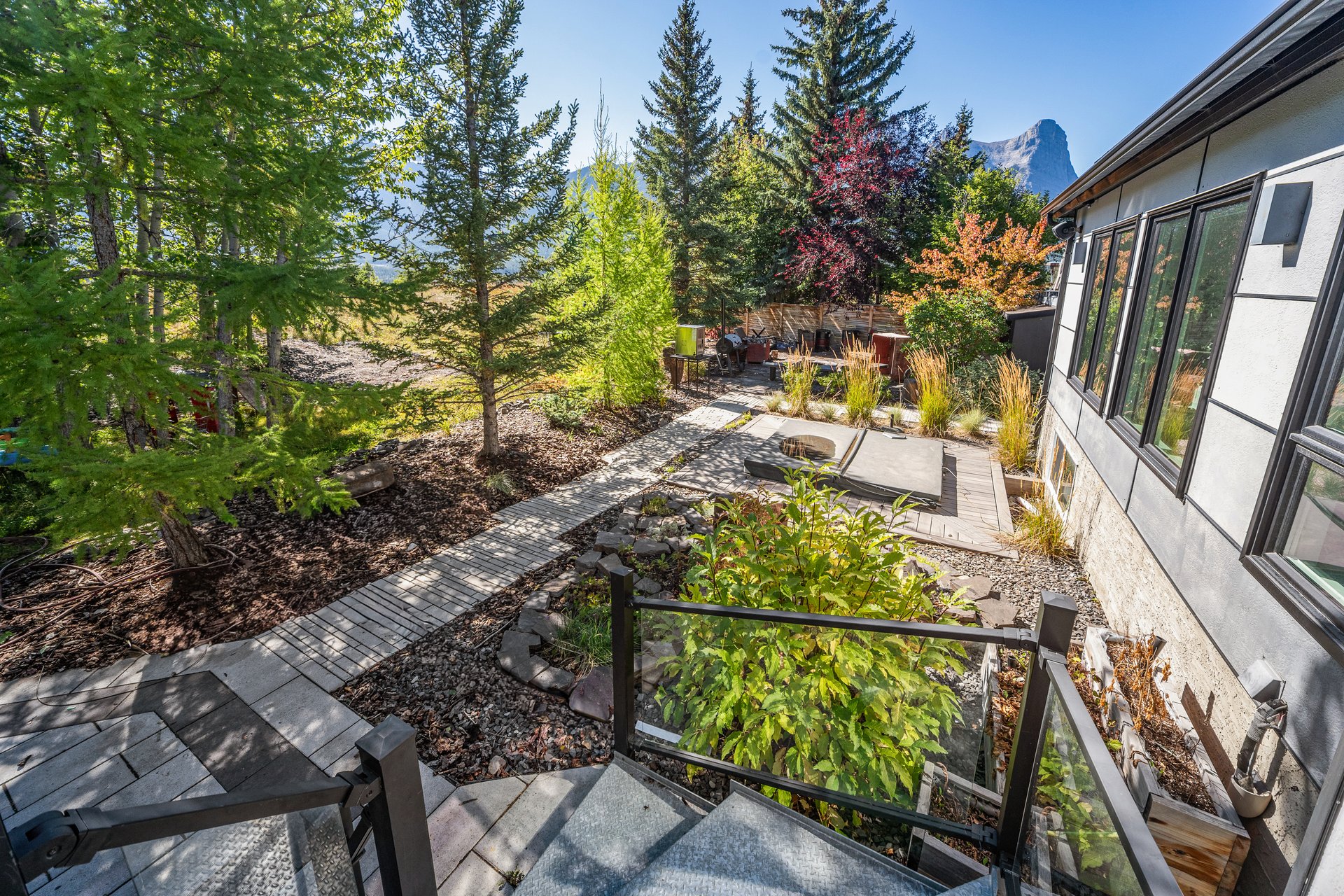 A Reimagined Mountain Home in Cougar Creek