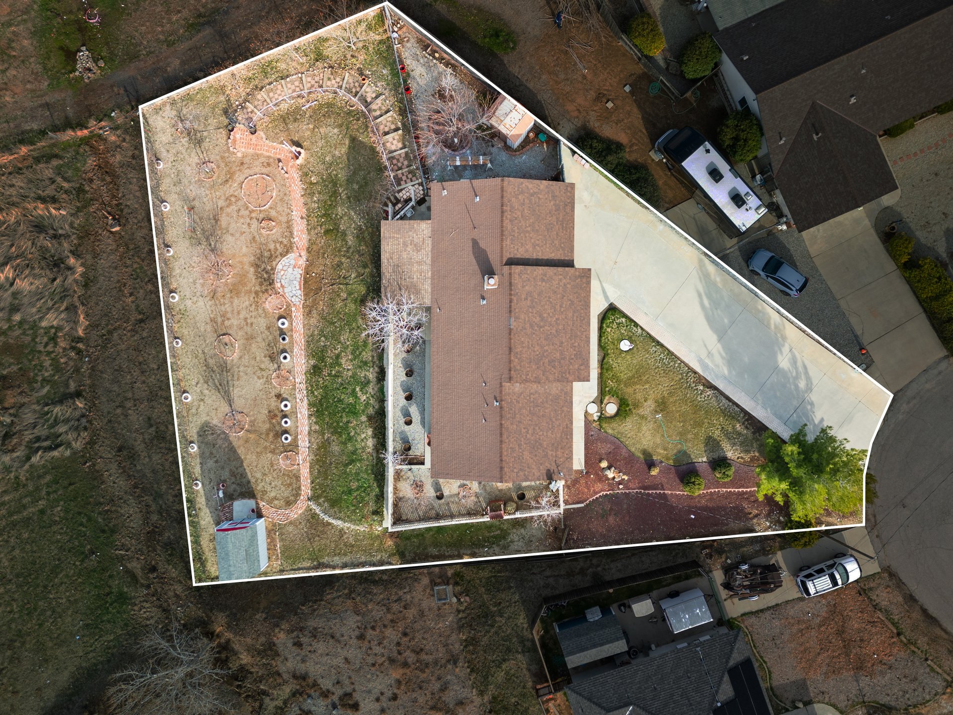 Charming Cul-de-Sac Home in East Golden Hills – 21941 Fig Court