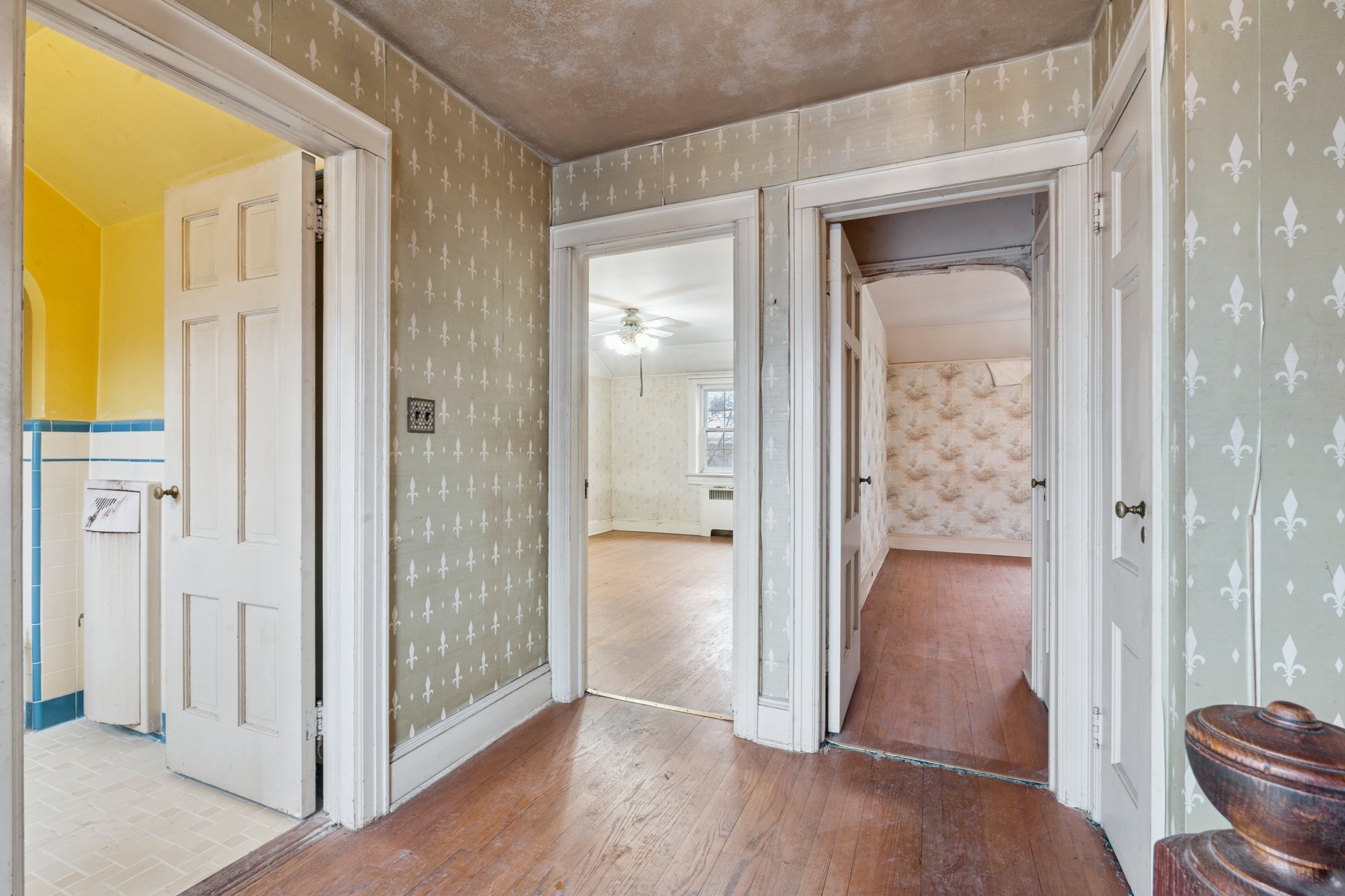 85-19 Radnor St