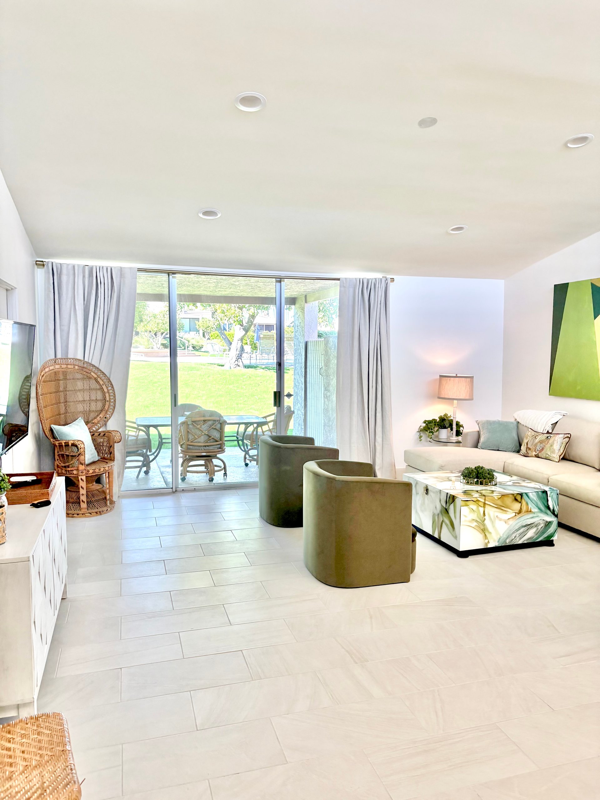 Mariposa Hideaway