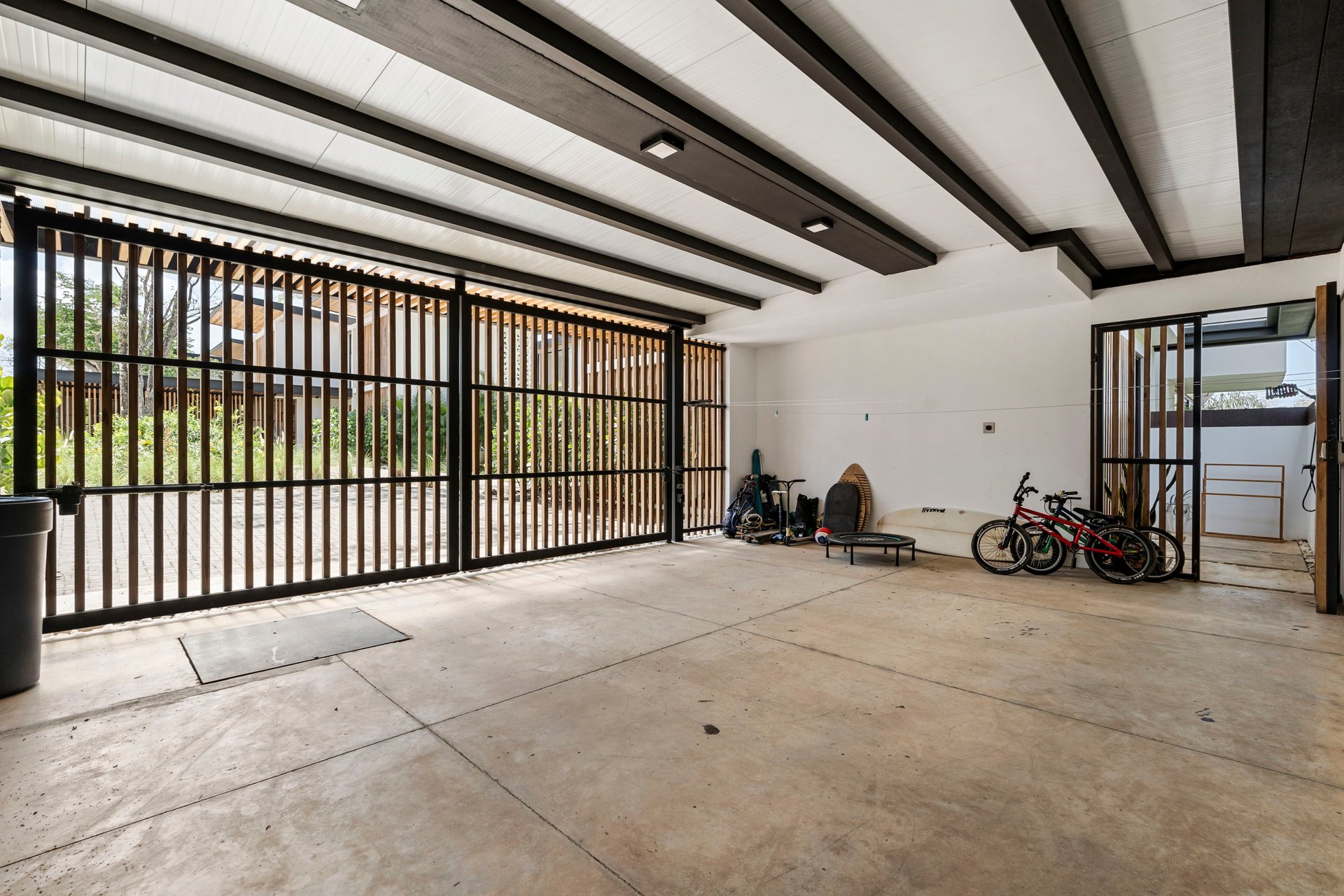 Grande Salvaje Estate (house 1 & 2) | 2 Modern homes, just steps to the famous surf break in Playa Grande!
