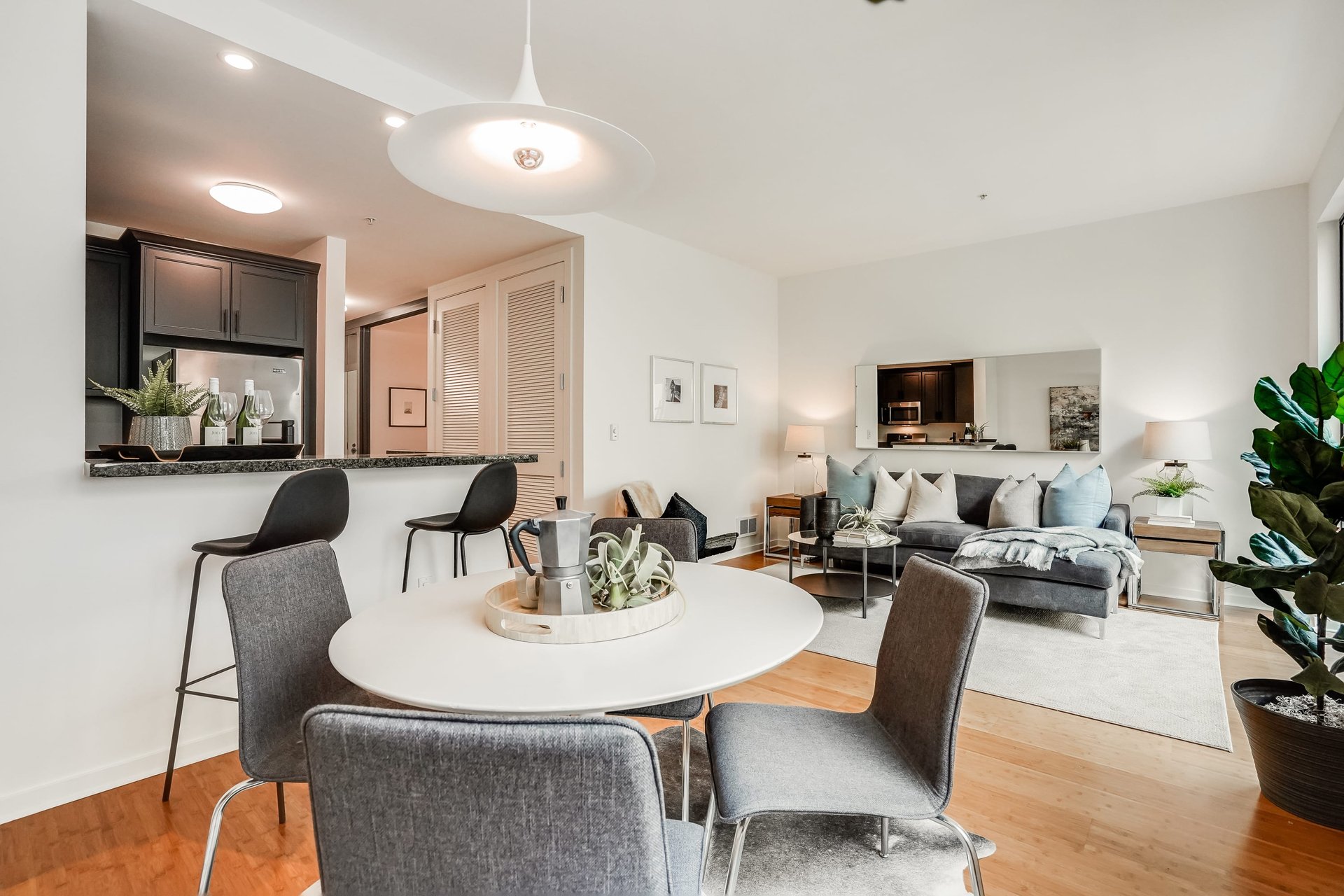 88 Townsend Street Unit: 225