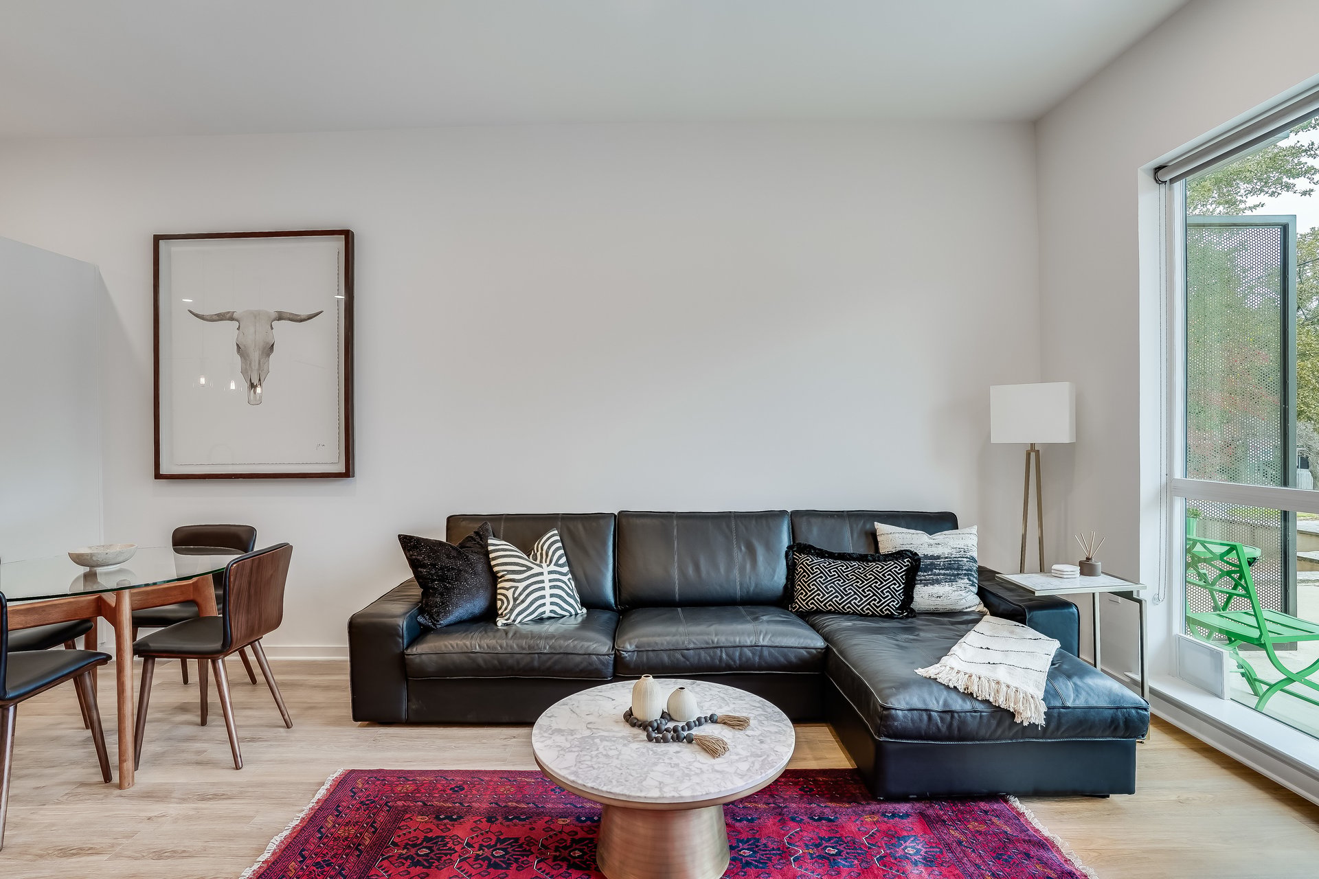 207 W Johanna St