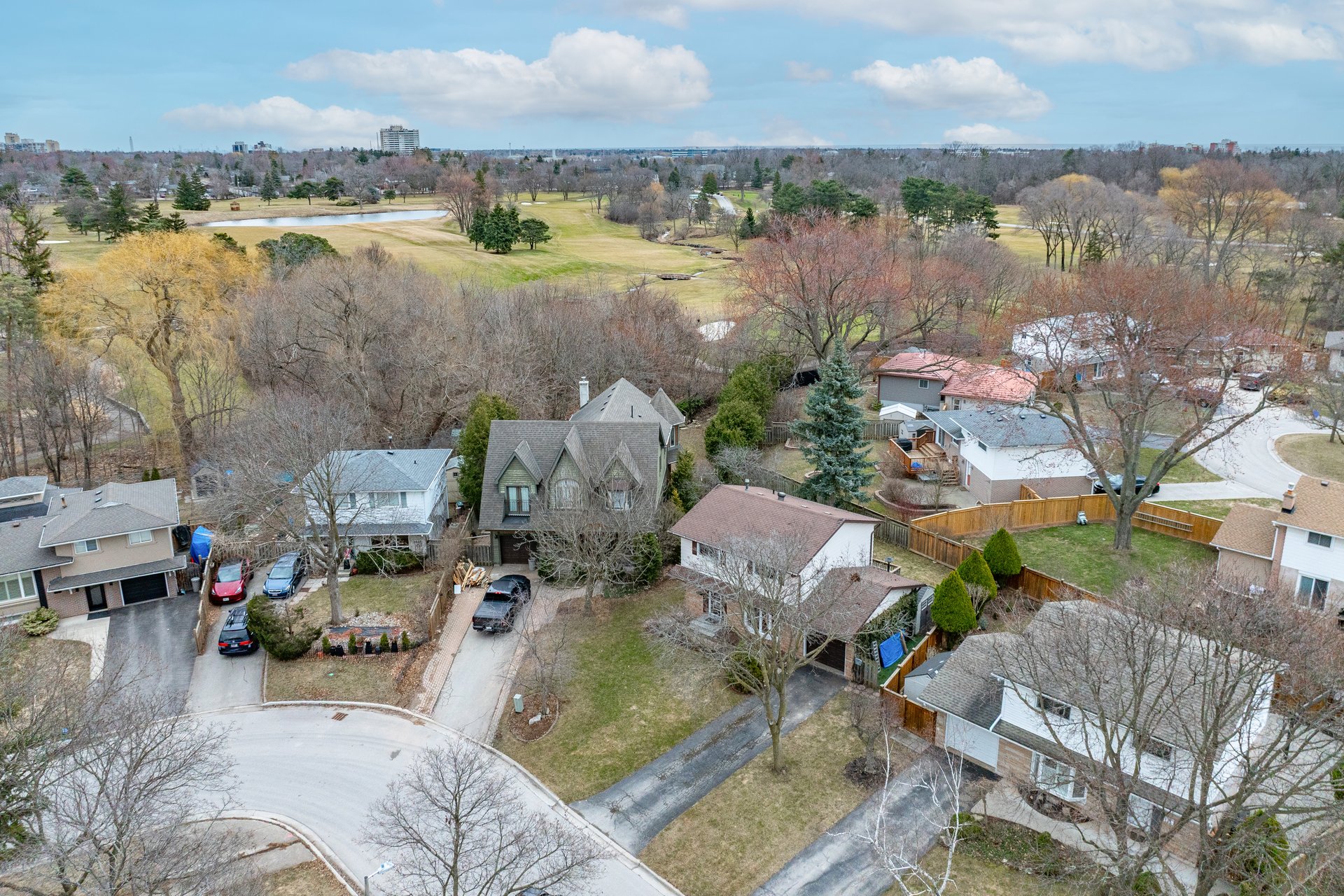 123 Otter Crescent, Oakville, ON