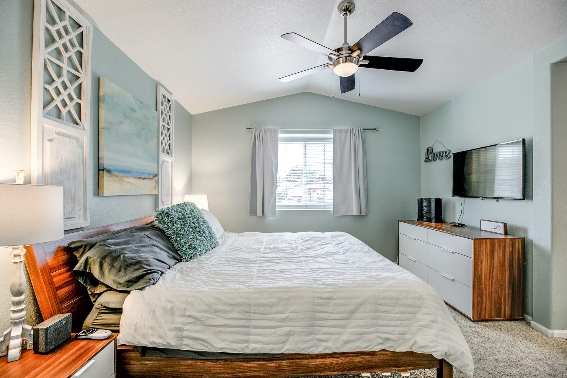 10110 Spotted Owl Avenue