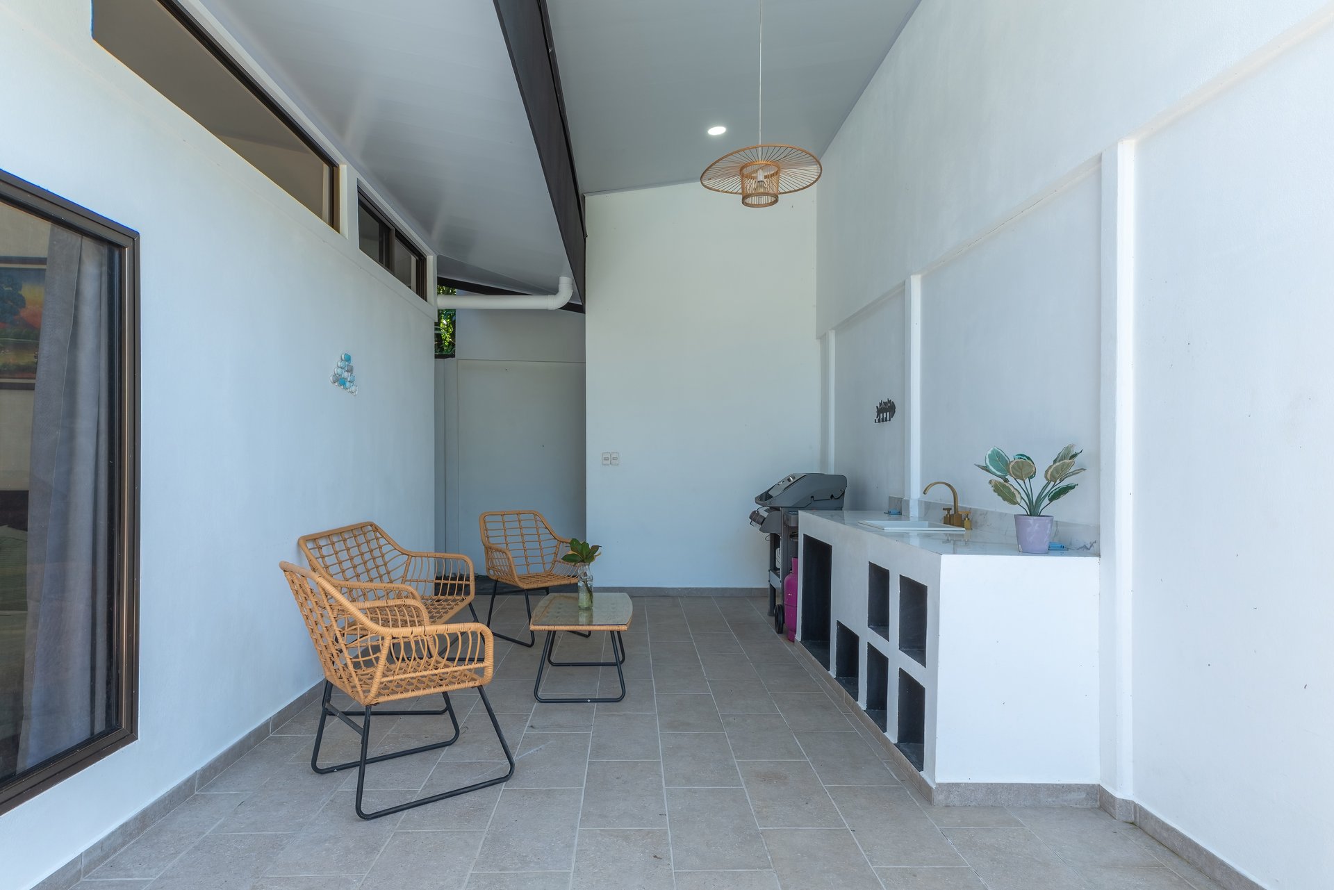 Villa Selva – Just Steps from the Chaman Beach 