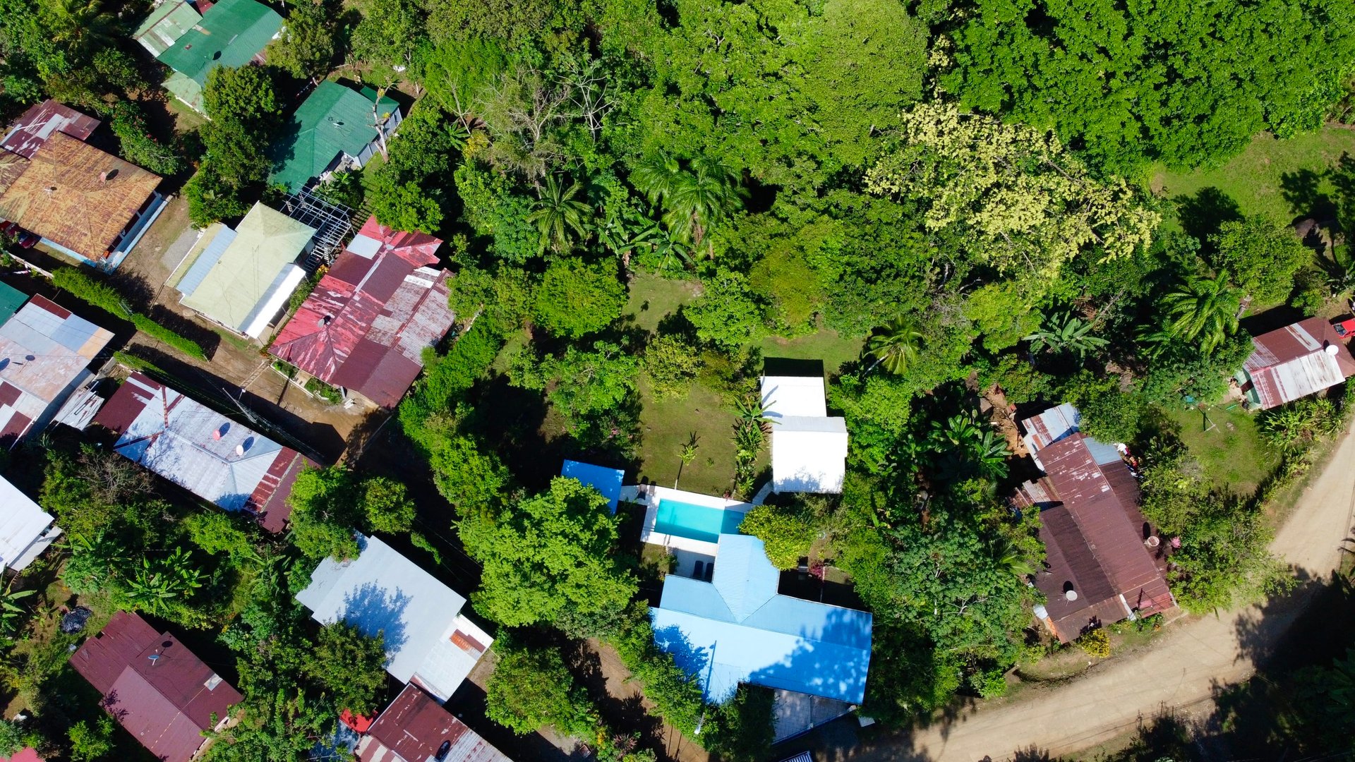 Surfer's Dream in Ojochal; 3 Bedrooms, 2 Bathrooms with Pool and River Access