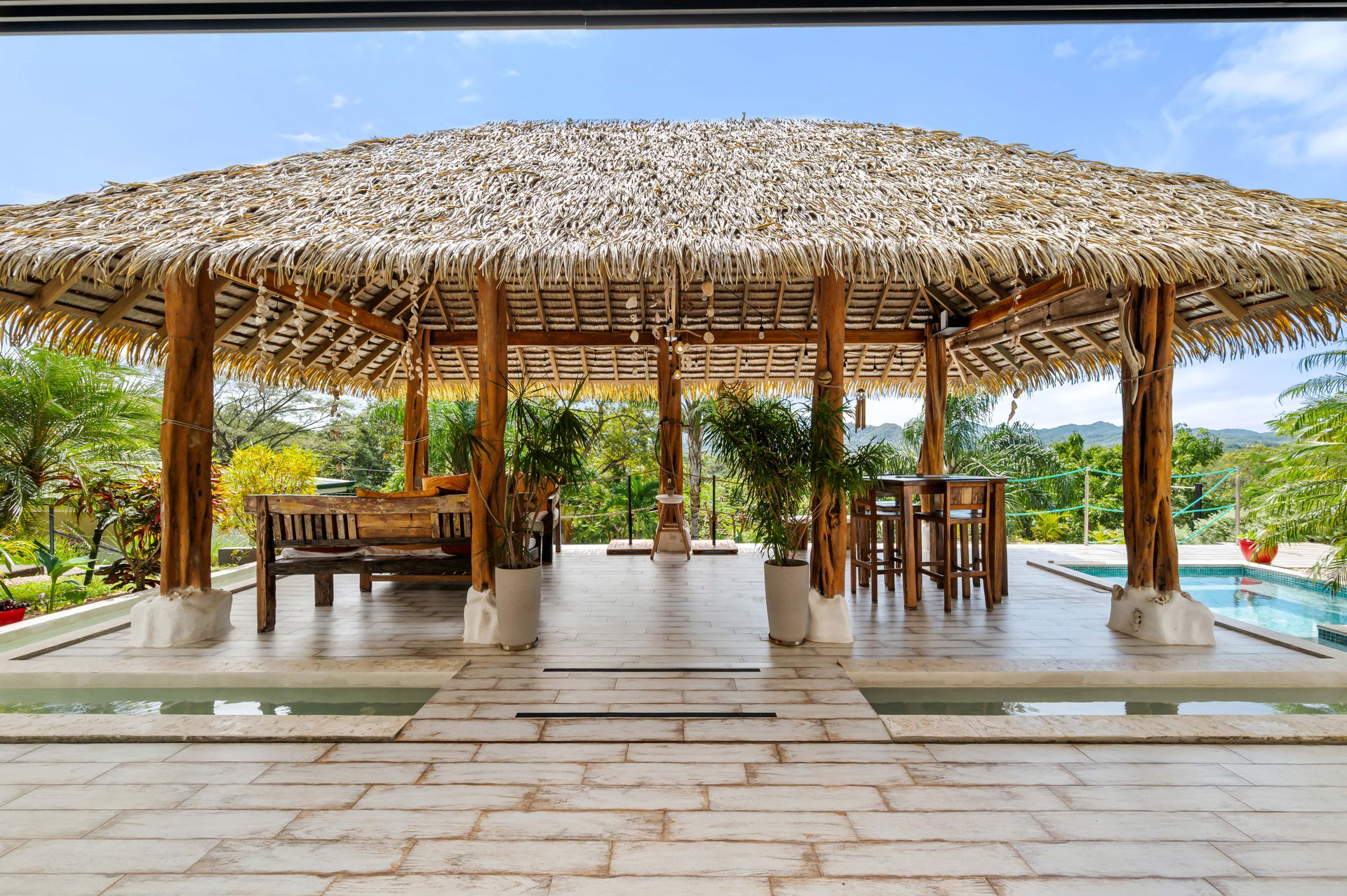 Mimi Lodge | Luxurious Mountain Retreat on 1.5 Acres Just 20 Minutes from Tamarindo