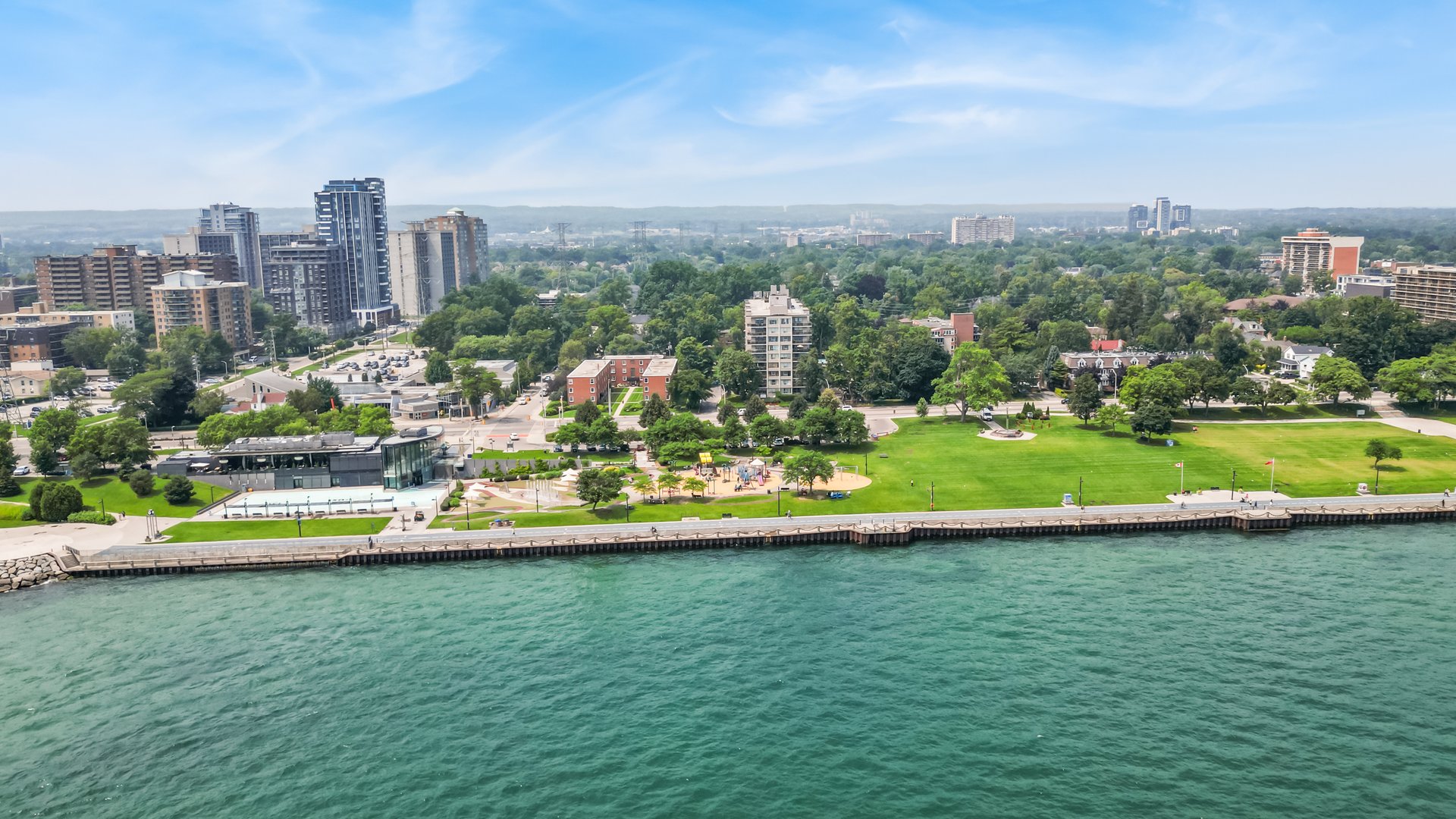 505-2060 Lakeshore Rd