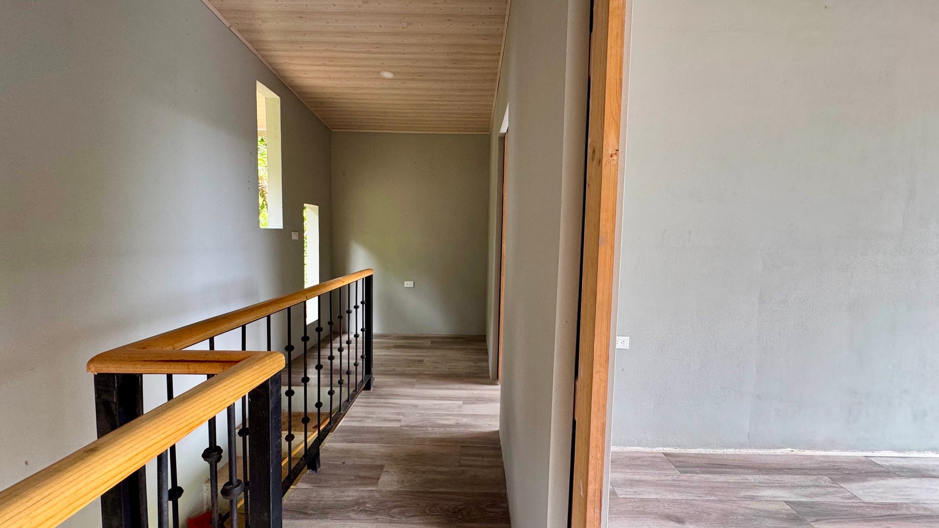 Investment Opportunity in Playa Hermosa – Fixer-Upper with Great Potential!