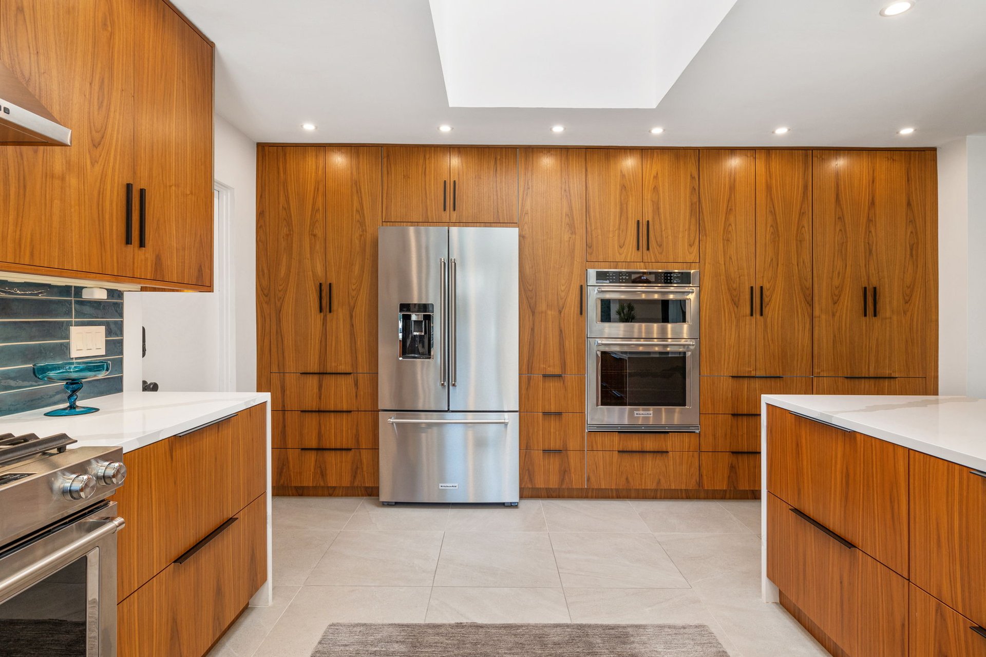 12 Dartmouth Dr.