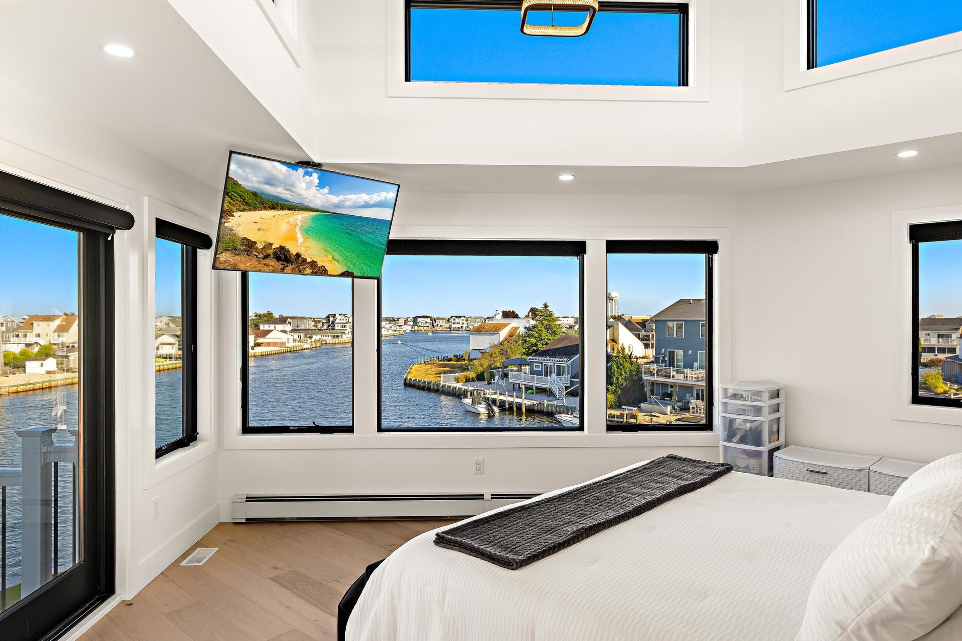 198 Bernard Drive, Manahawkin