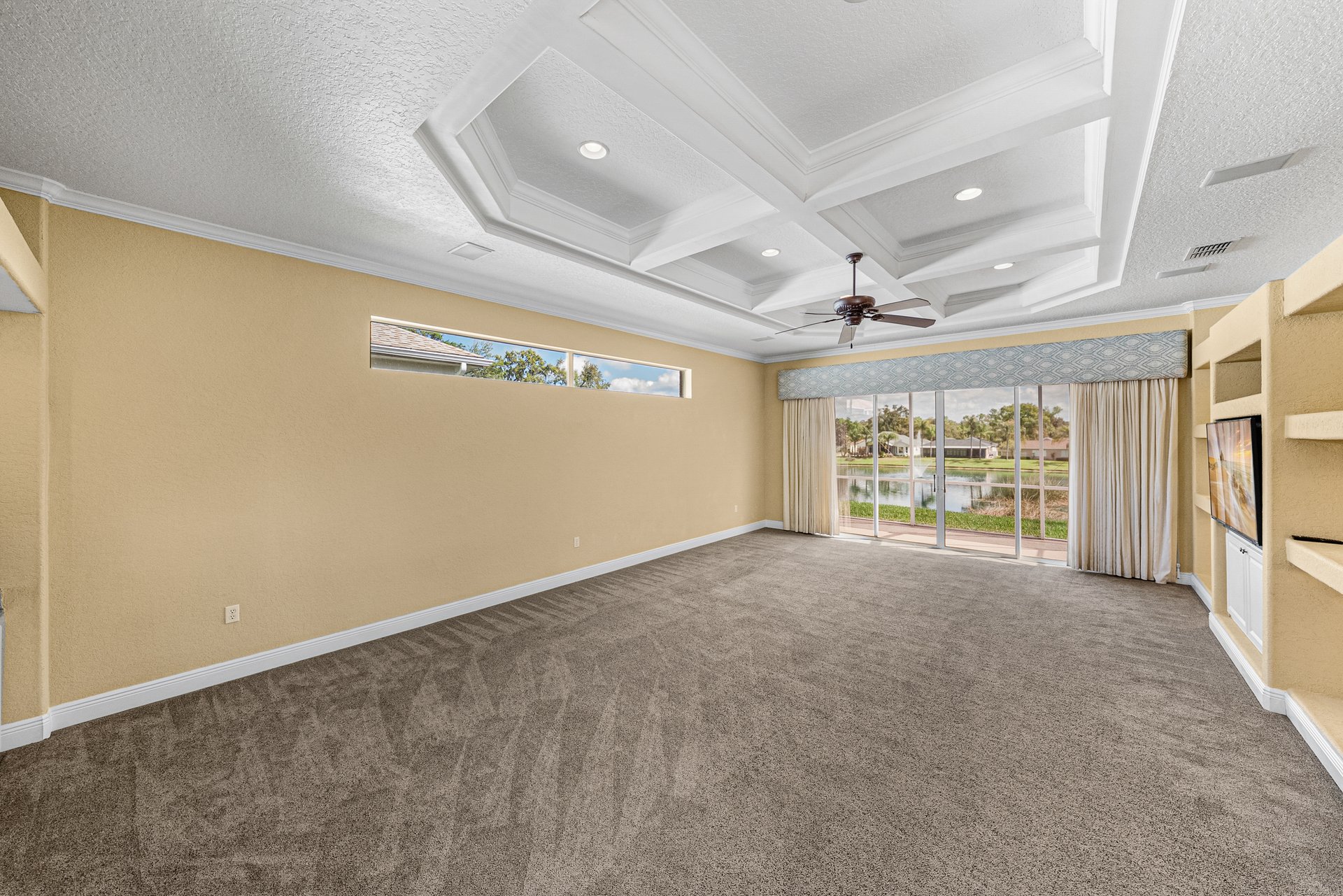12231 WOODLANDS CIR