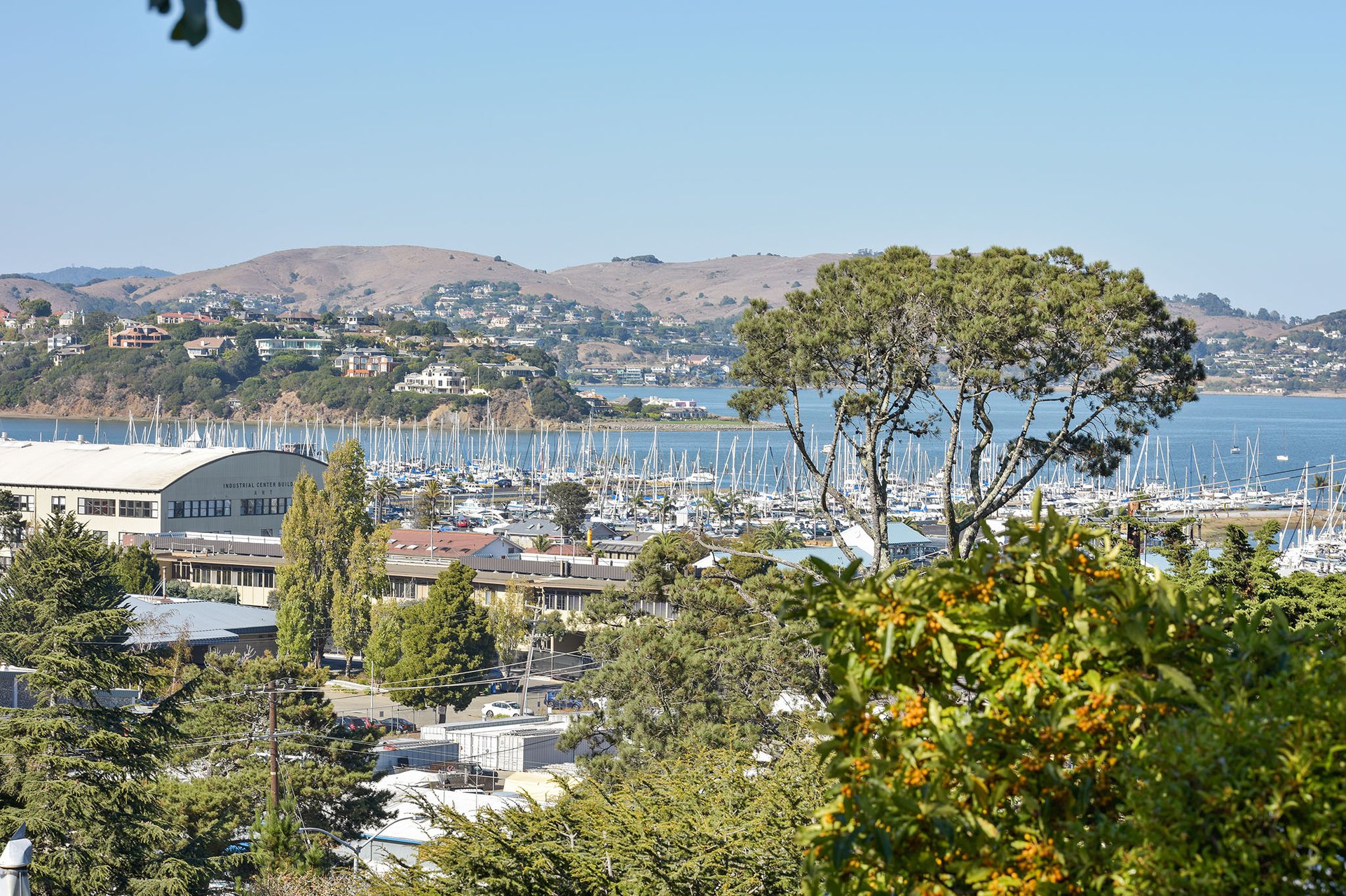 14 Marin Ave