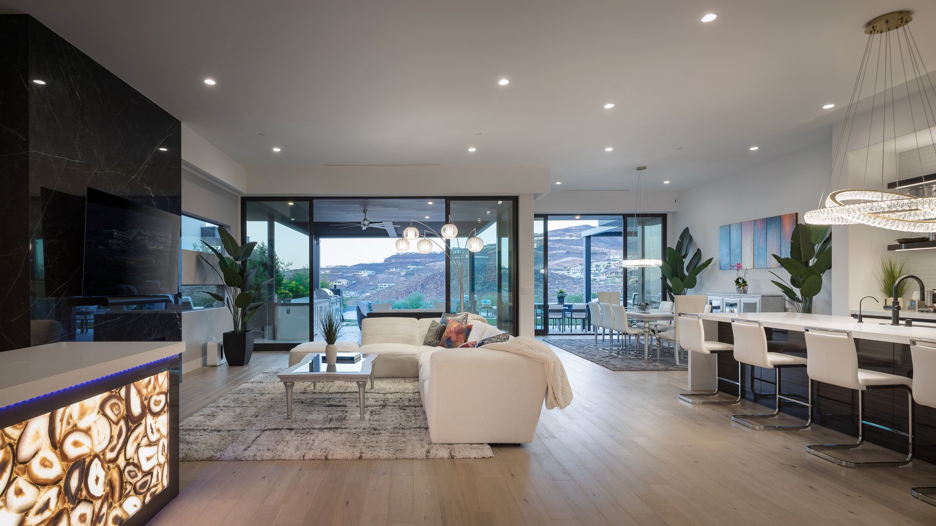 678 Blackrock Rim Drive