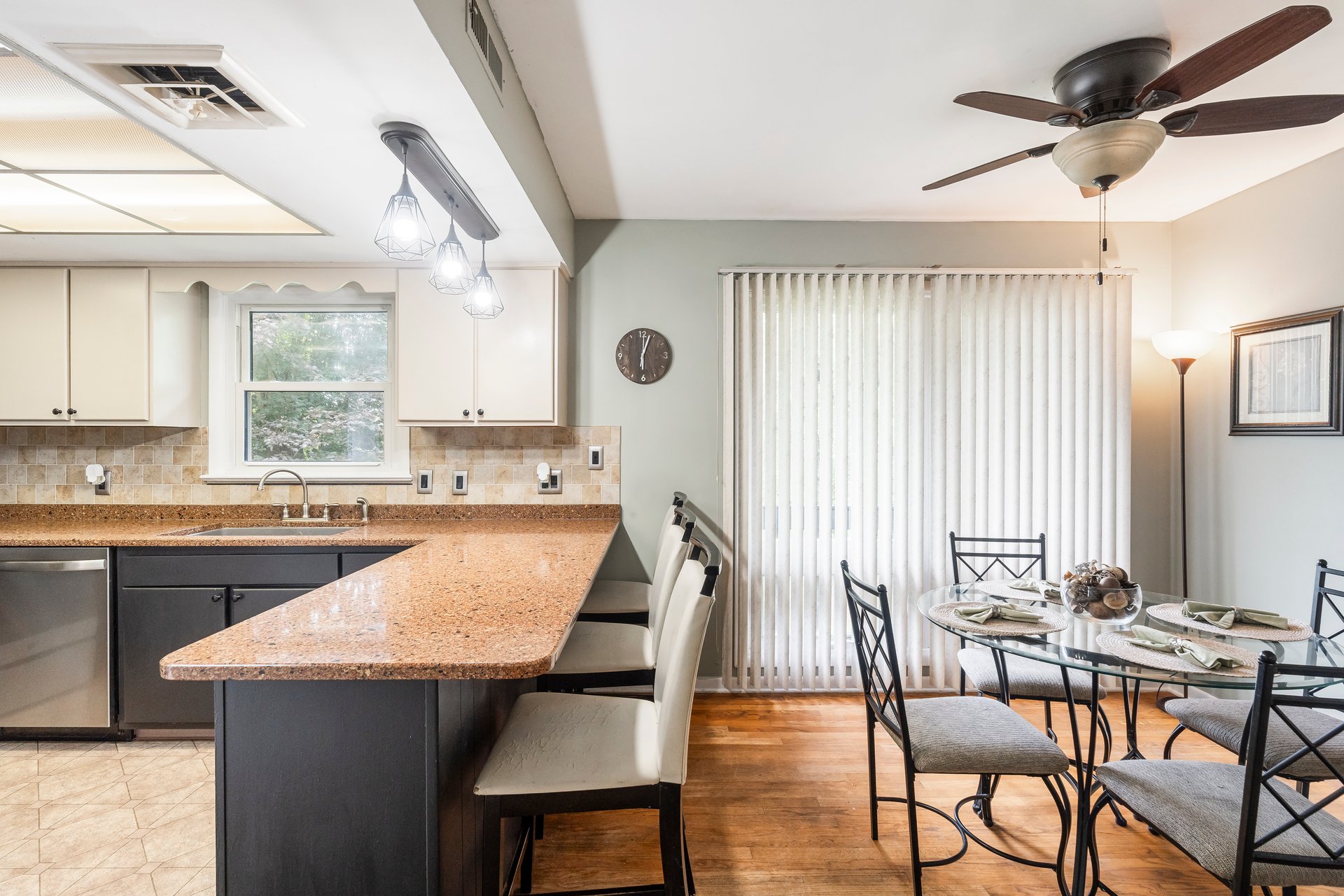 1403 Beverly Hills Road
