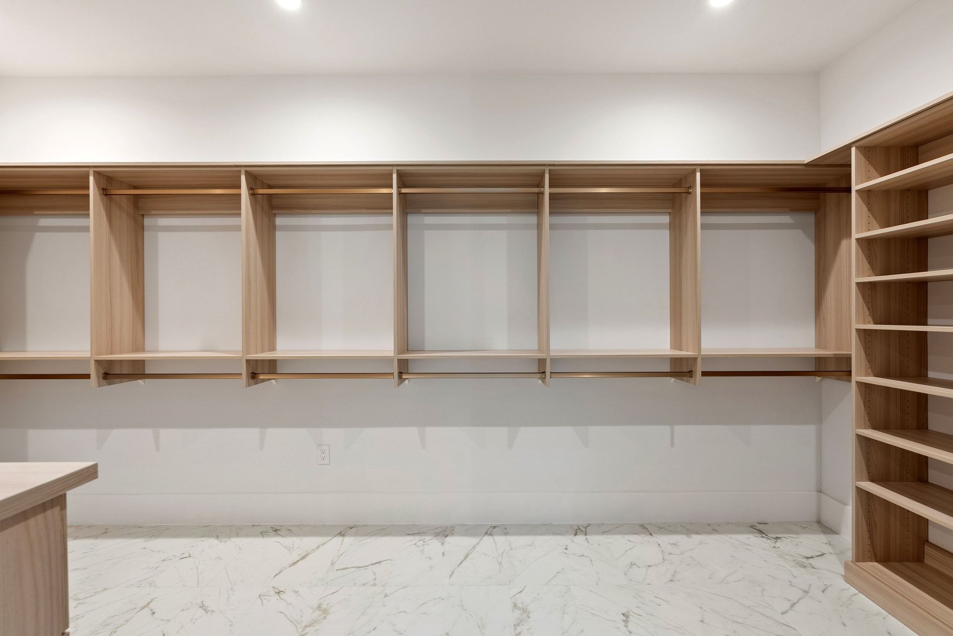 Architectural Elegance in Westlake