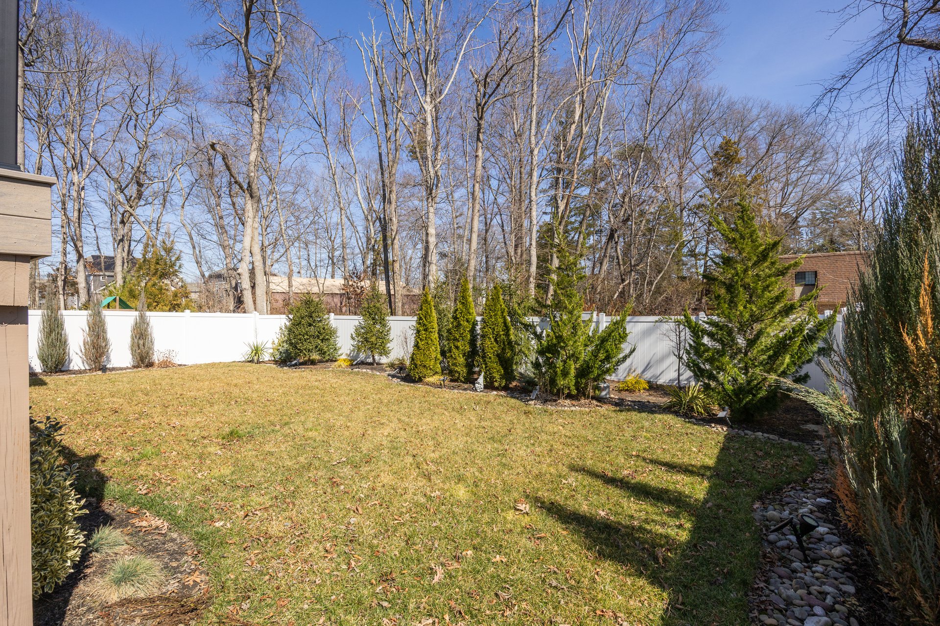 87 Westmont Dr