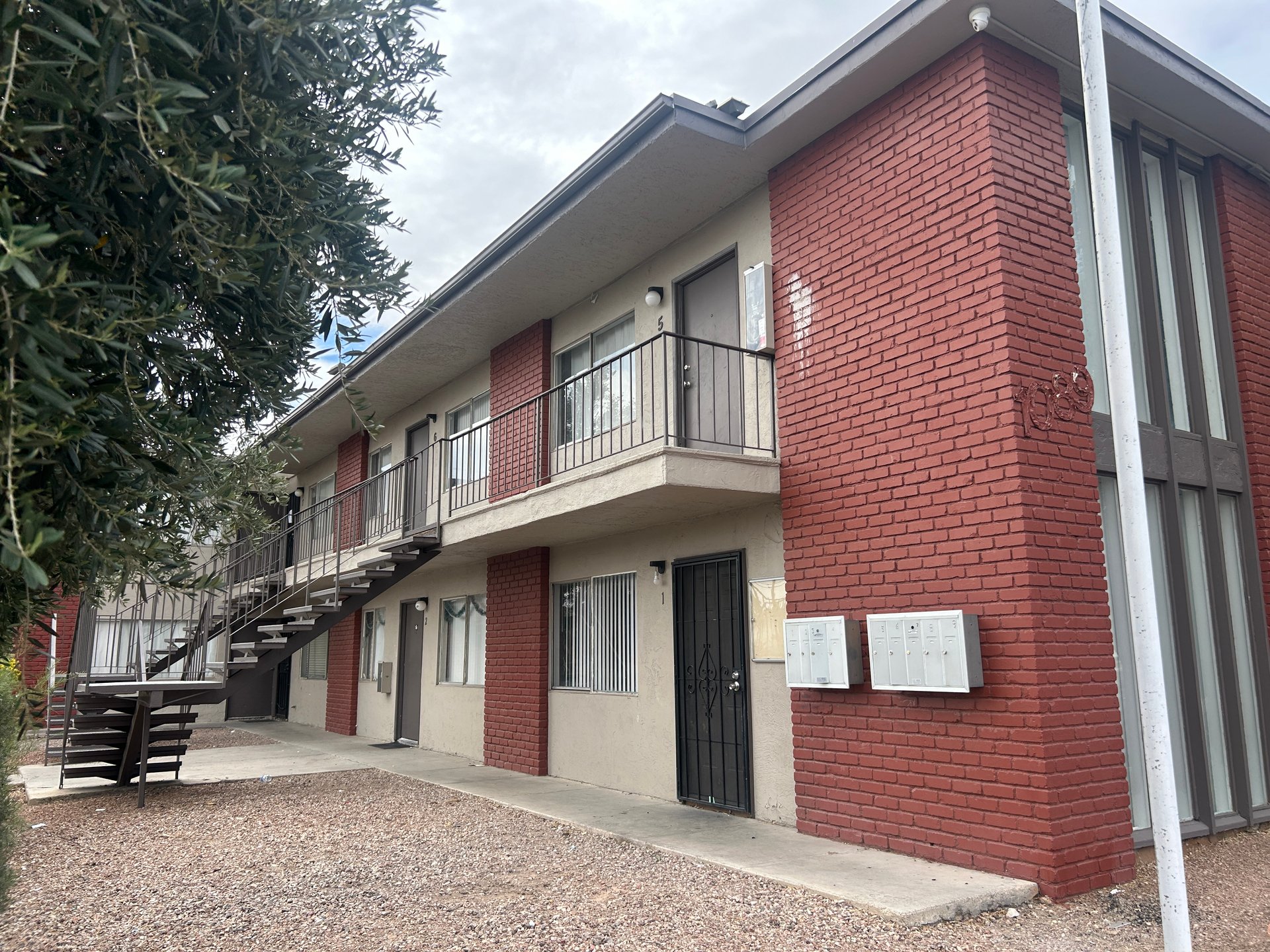 1089 East Desert Inn Road #9