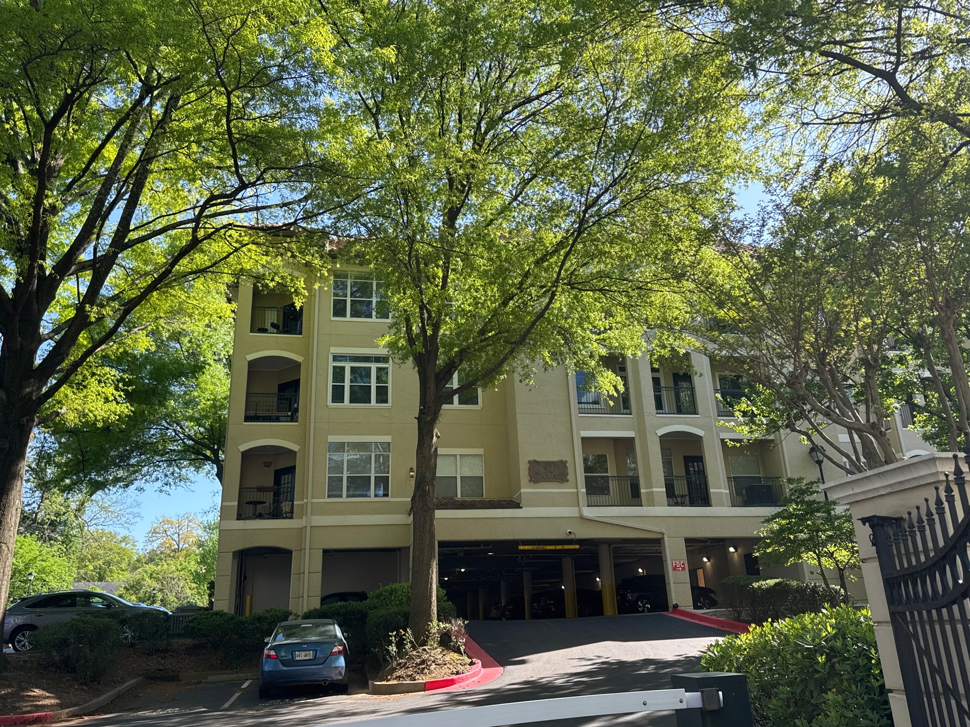 1010 Midtown building exterior