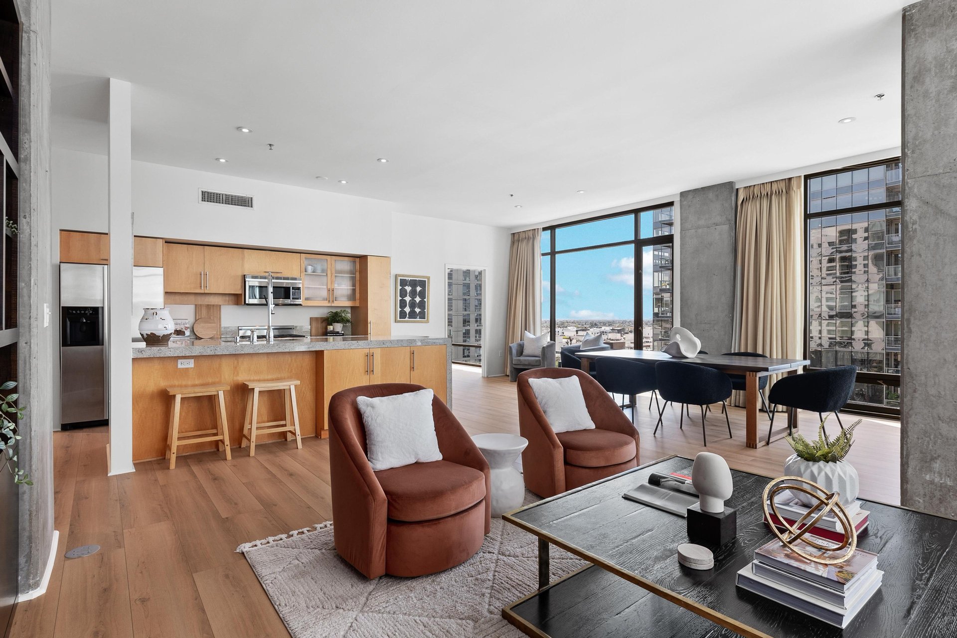 1111 S Grand Ave #1201, DTLA