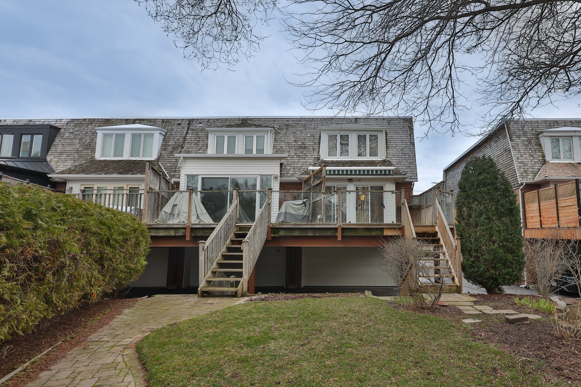 86 Forsythe Street, Oakville