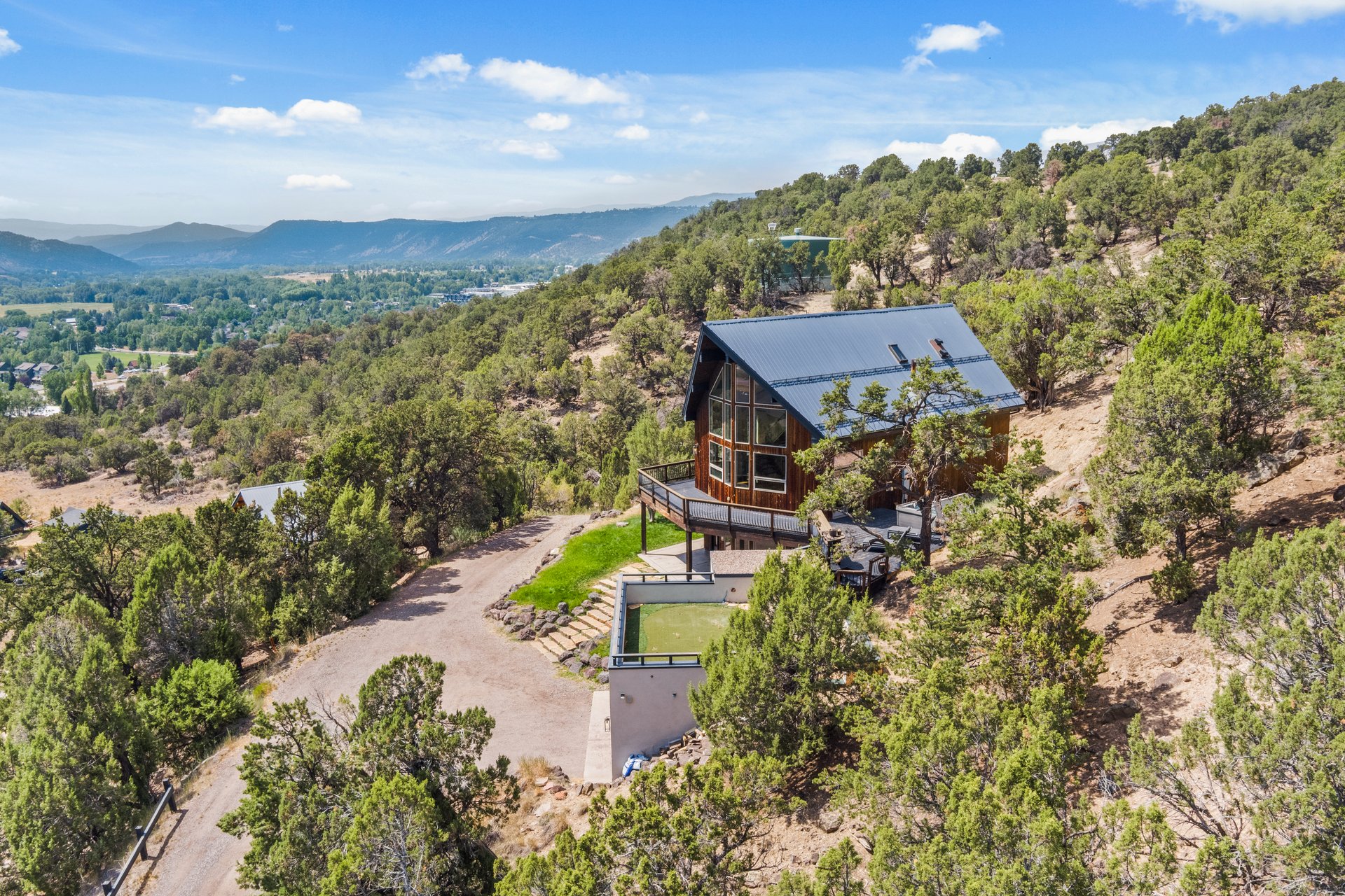 Centrally Located Mountain Chalet in Basalt 