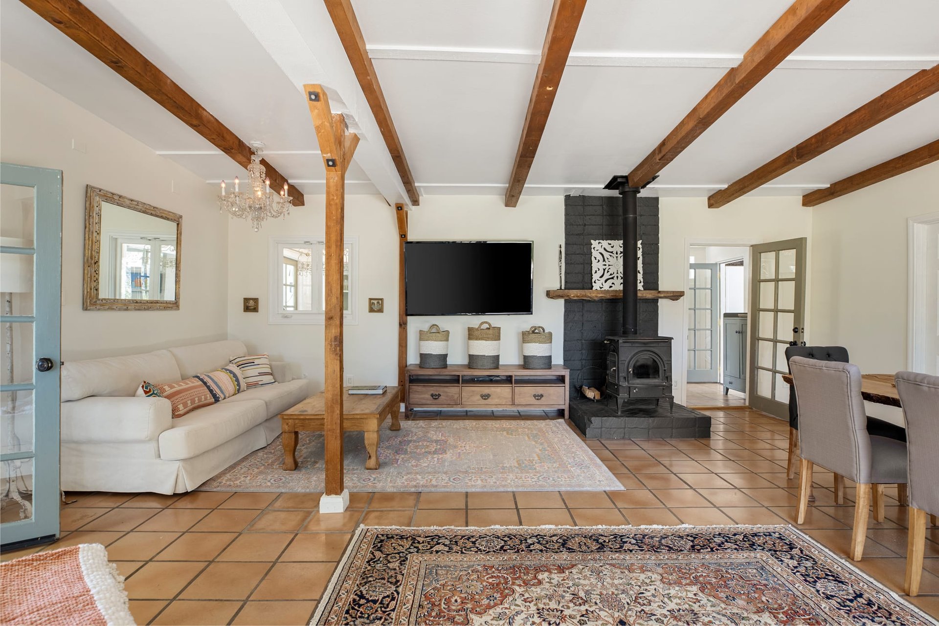 2708 Topanga Skyline Dr