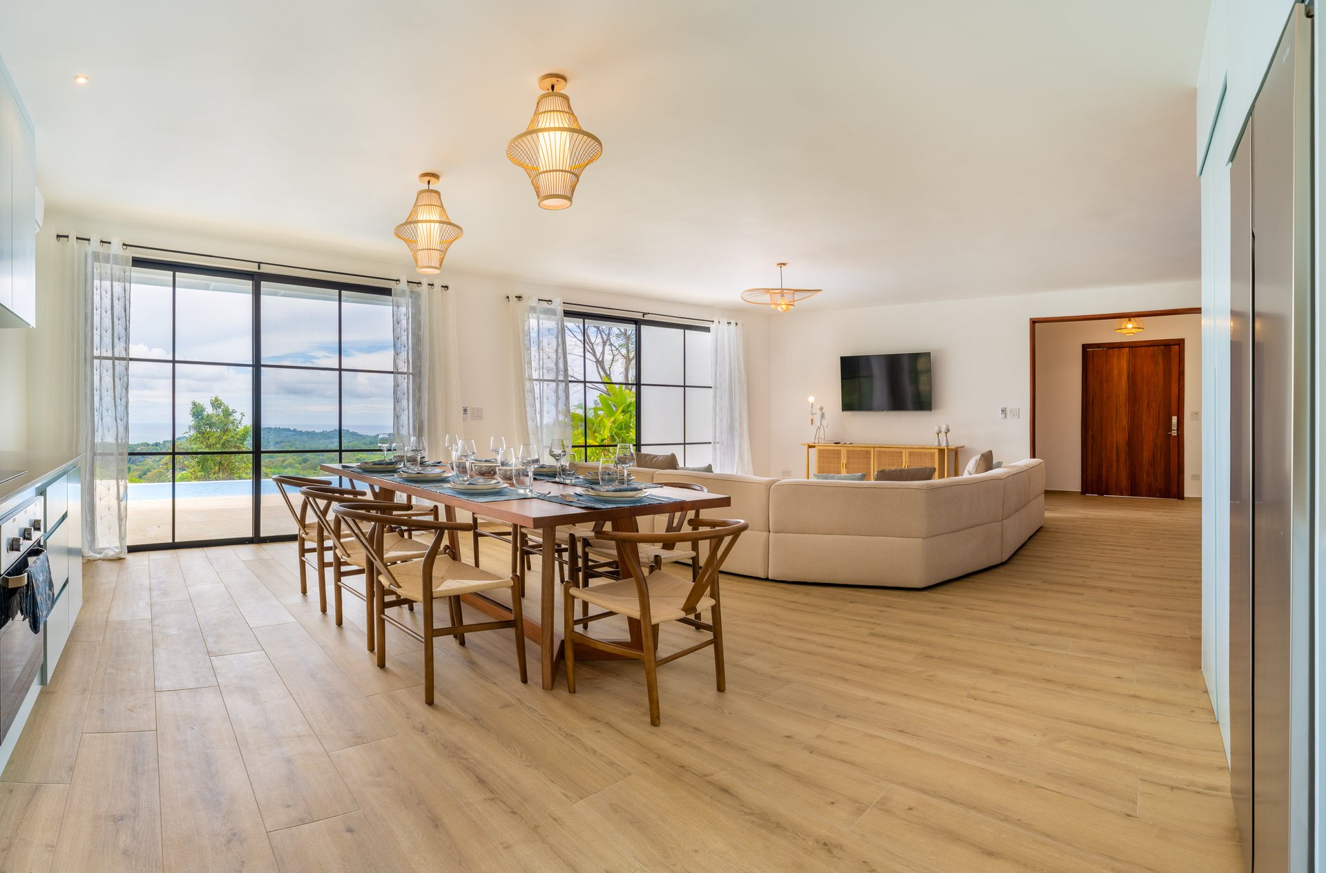 Villa Leoni Sunset Ocean View Sanctuary