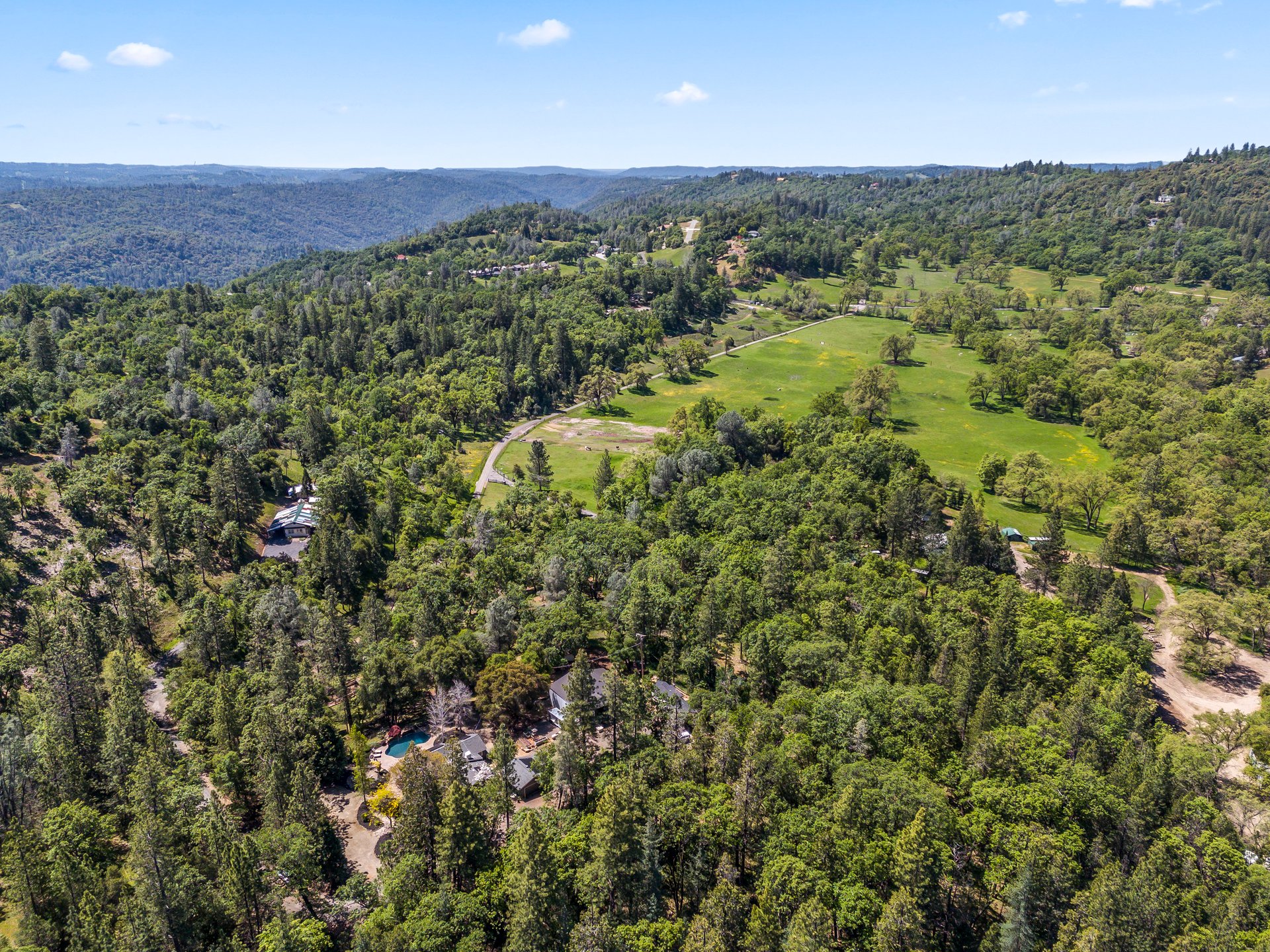 2405 No Walk Rd, Placerville