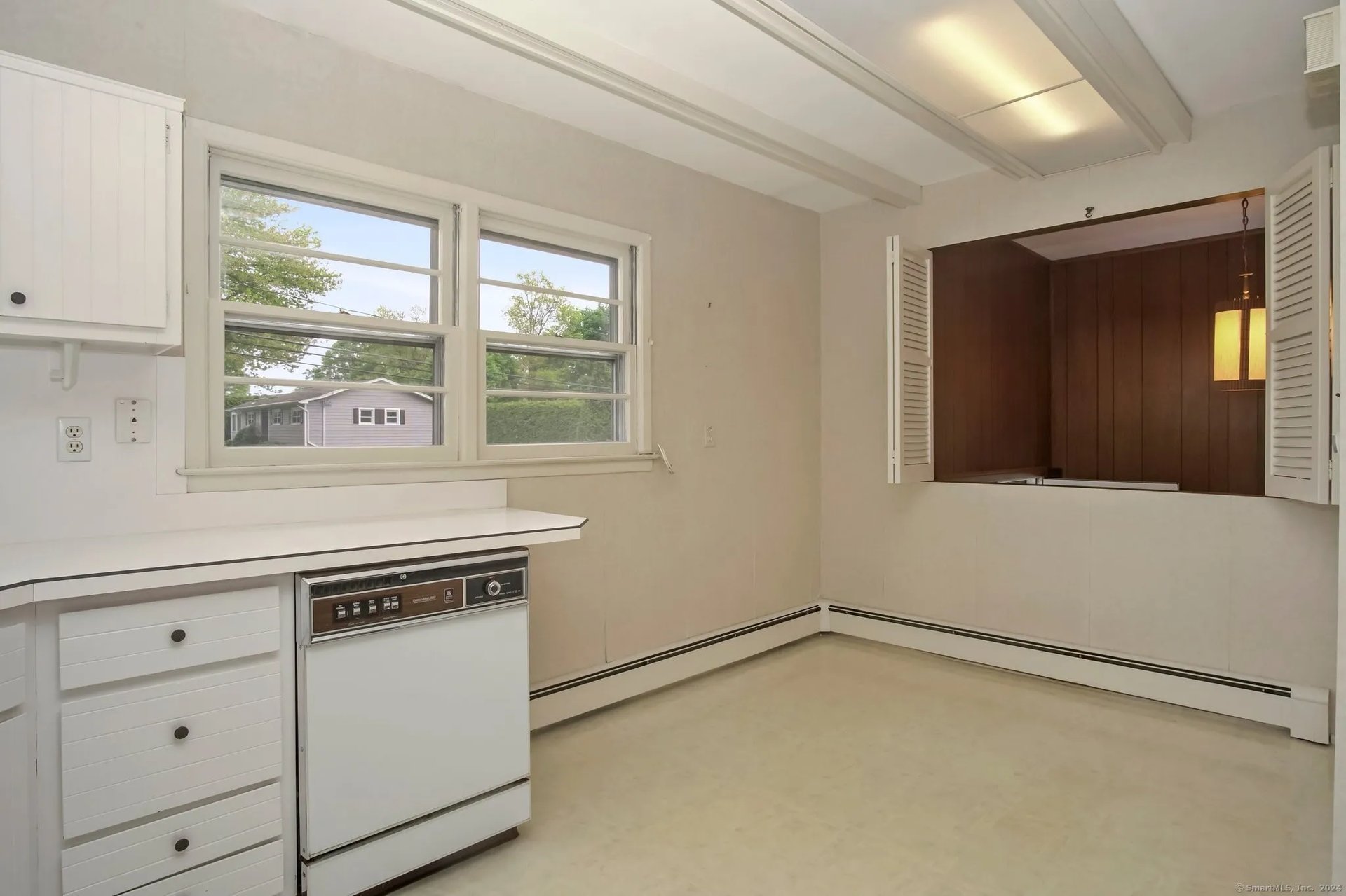 5 Waterbury Road