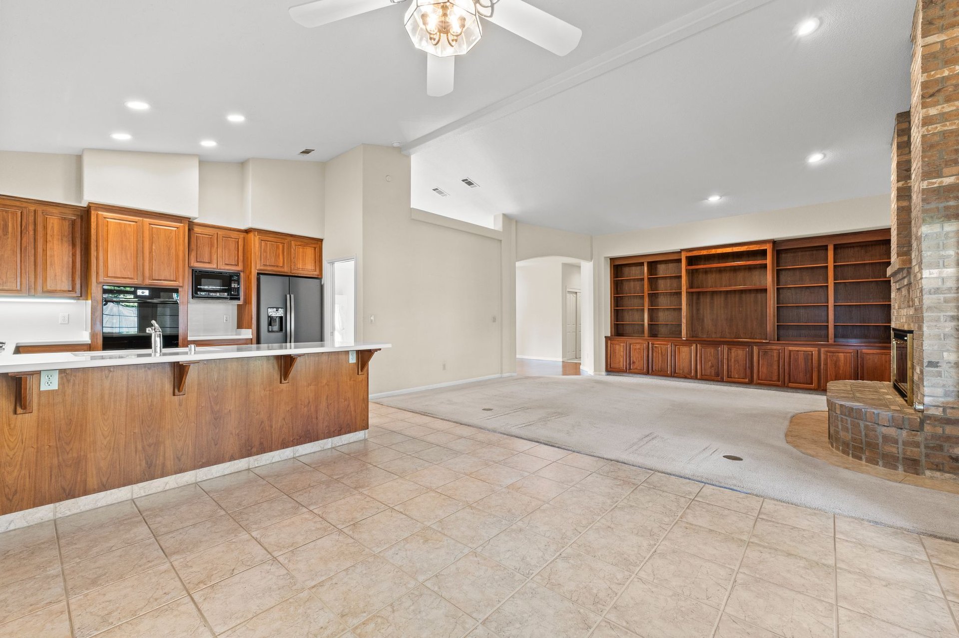 917 Corral Place