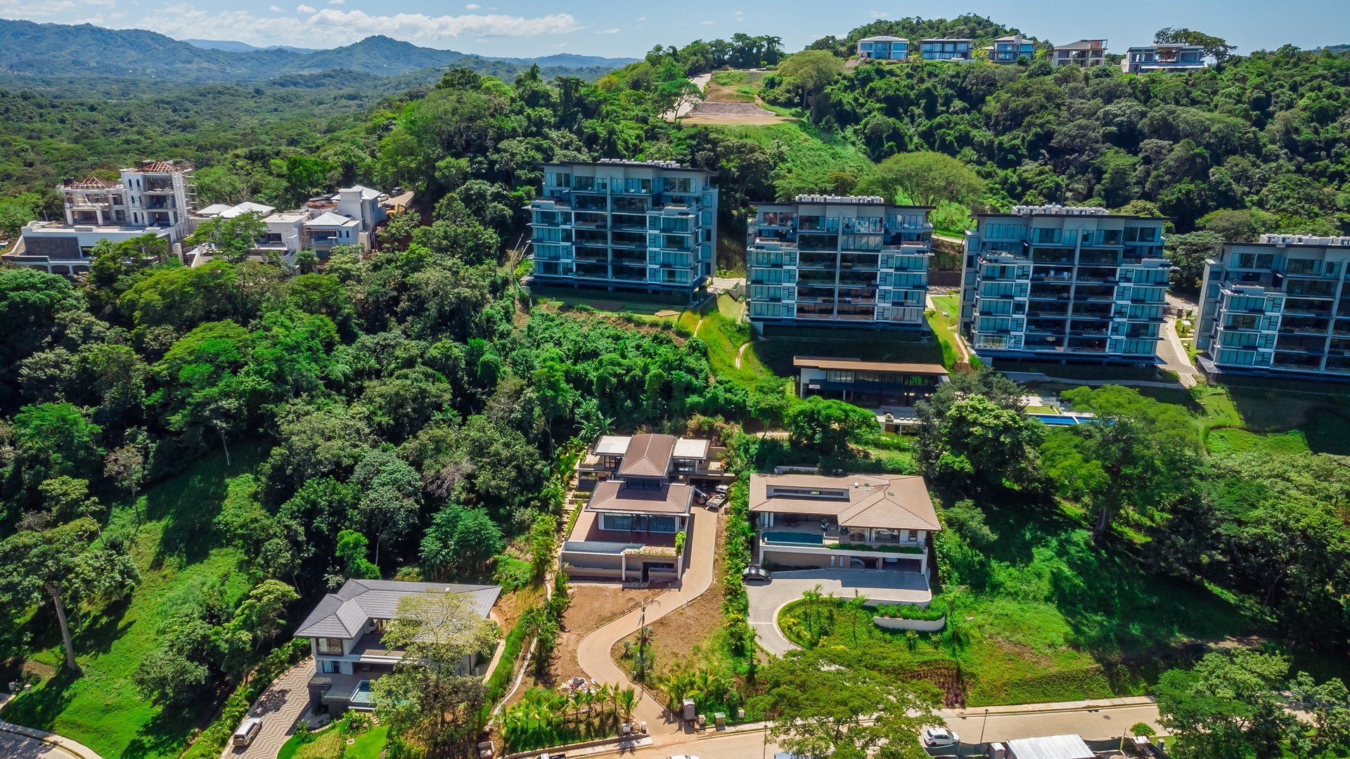 Casa Aura: Modern Luxury with Ocean Views in Reserva Conchal
