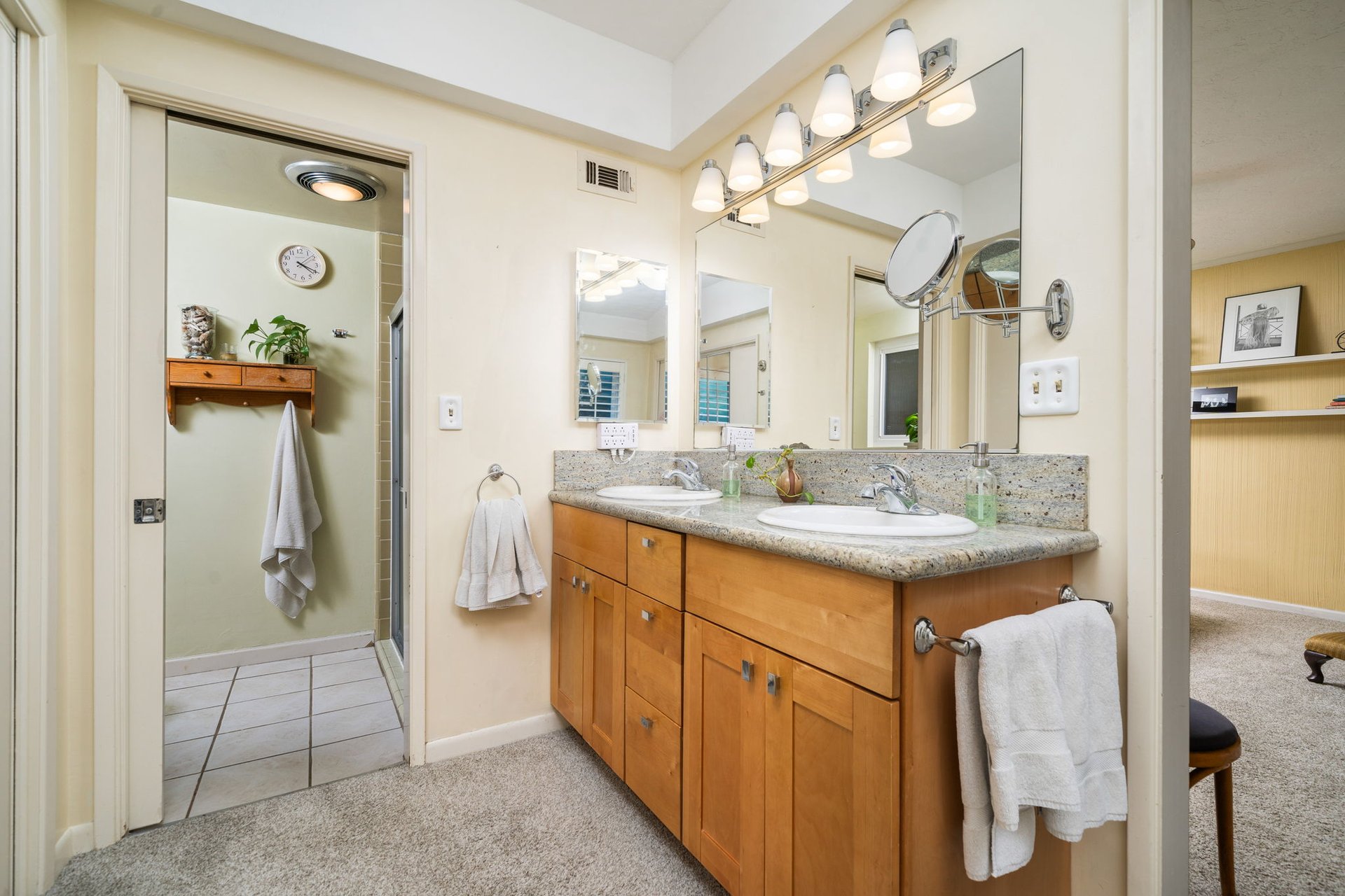257 W Sonora Place