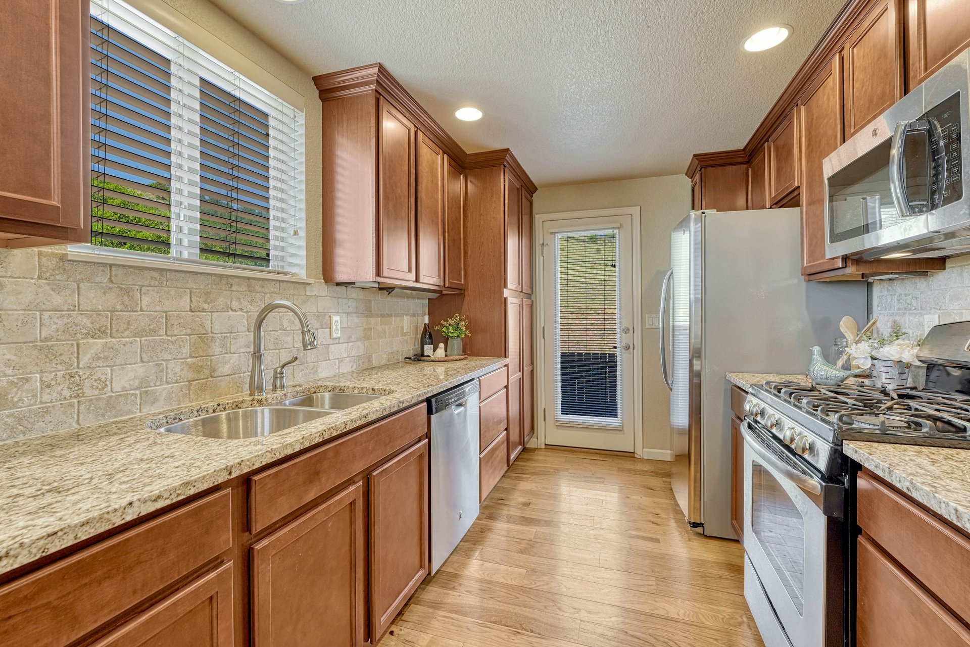 5968 Canyon Reserve Heights