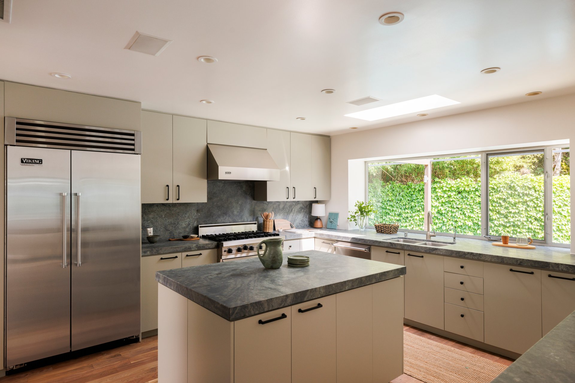 5524 Green Oak Dr, Los Feliz