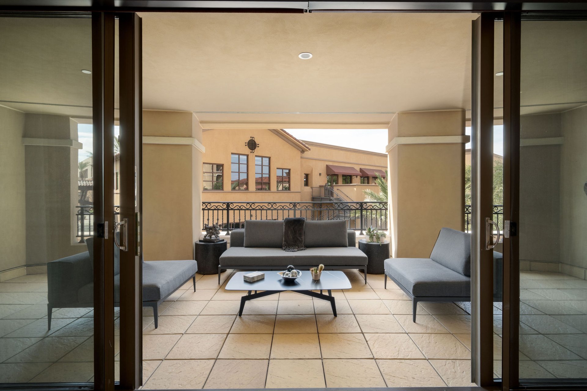 7175 E CAMELBACK Road, 301